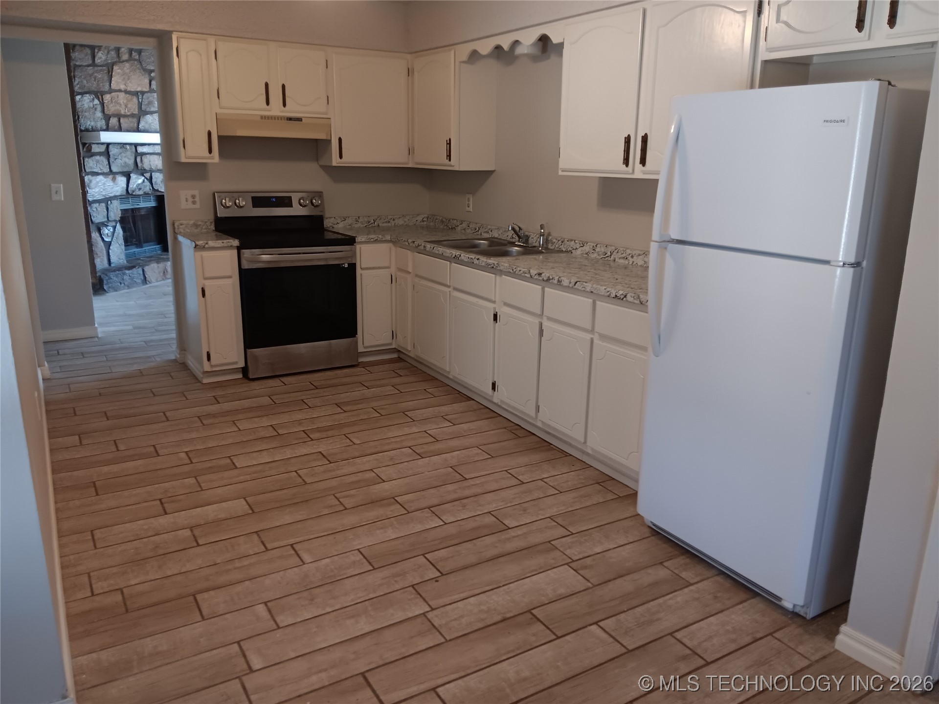 15119 E 35th Street Property Photo 15