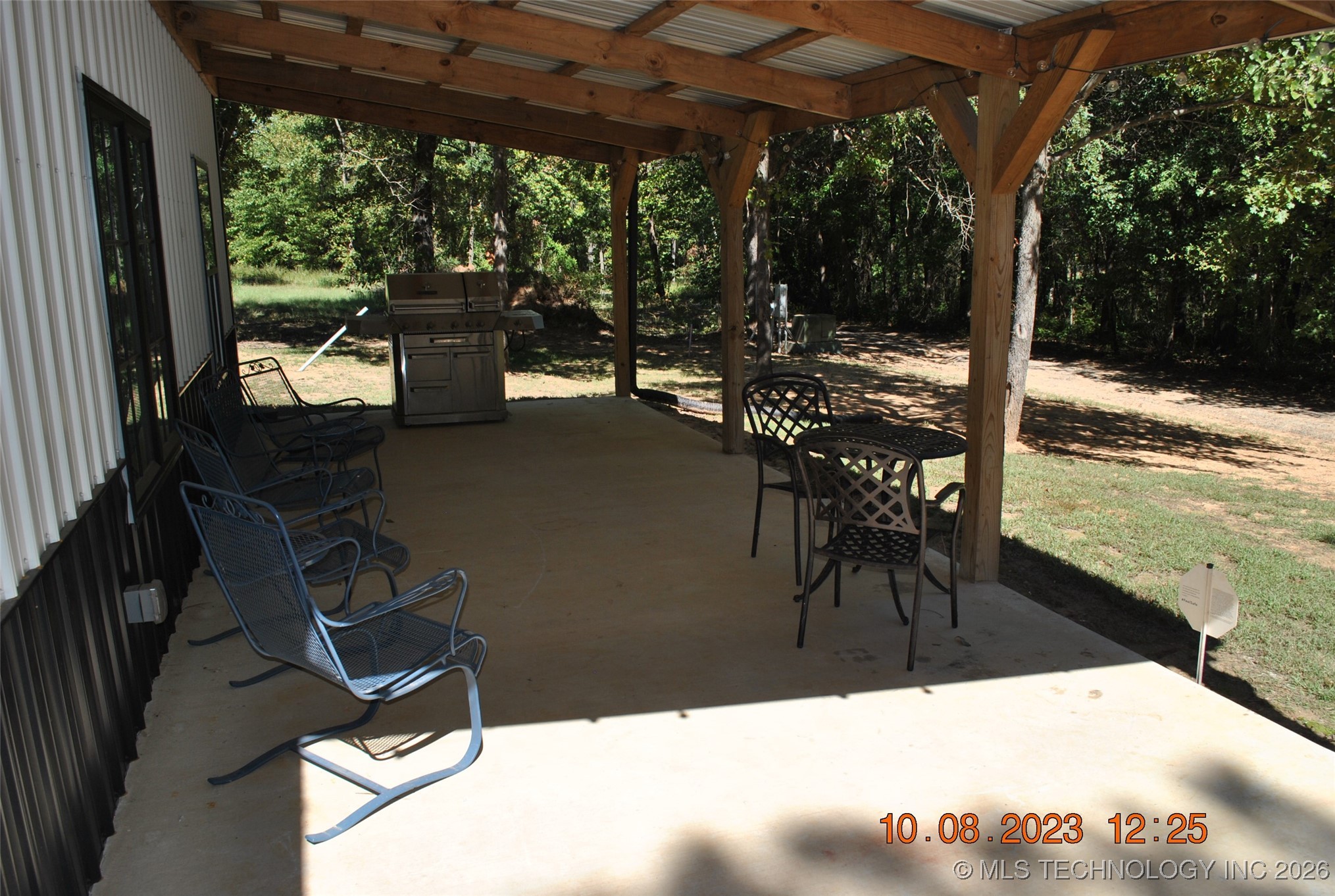 15 Elm Property Photo 7