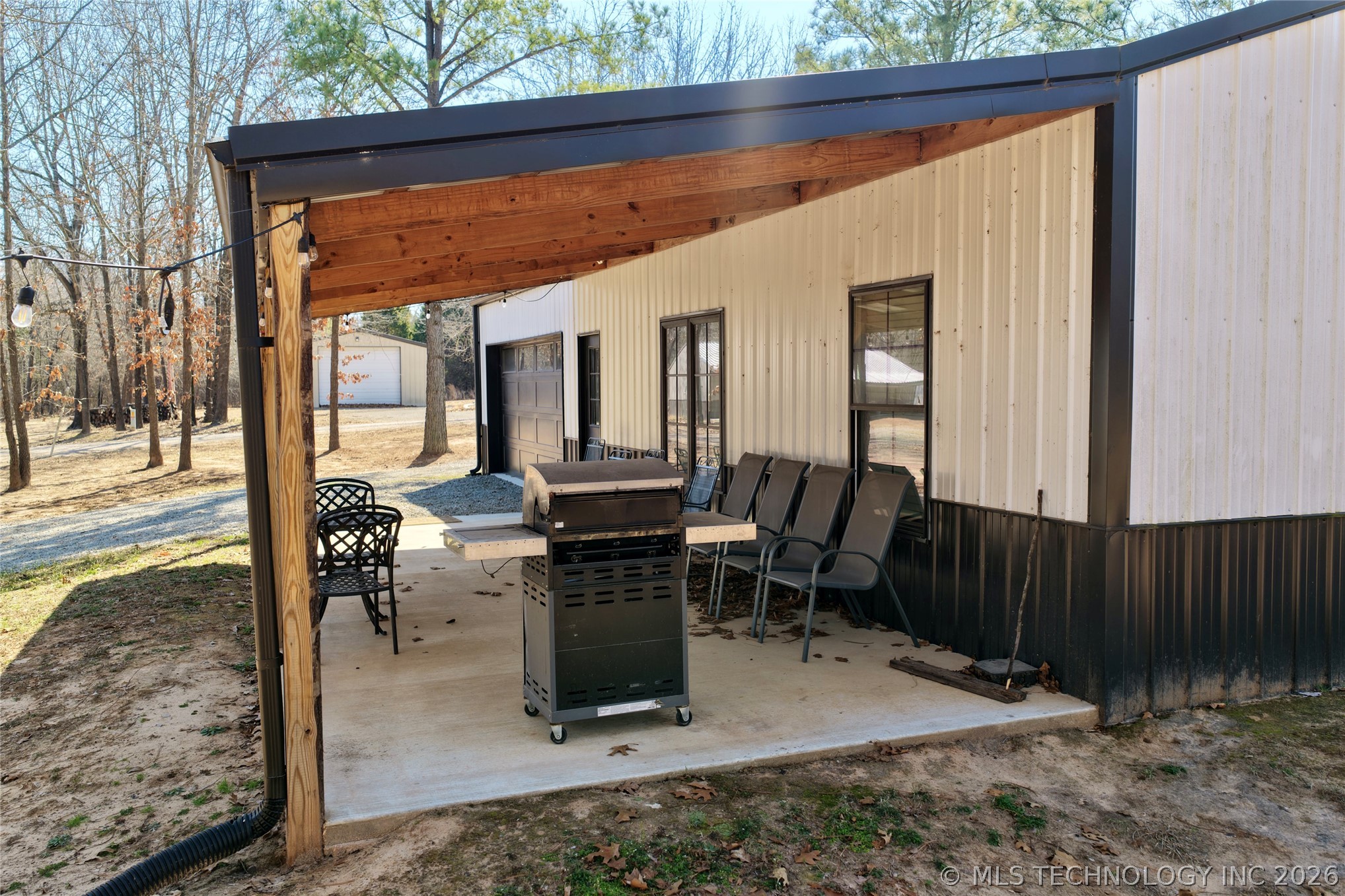 15 Elm Property Photo 9