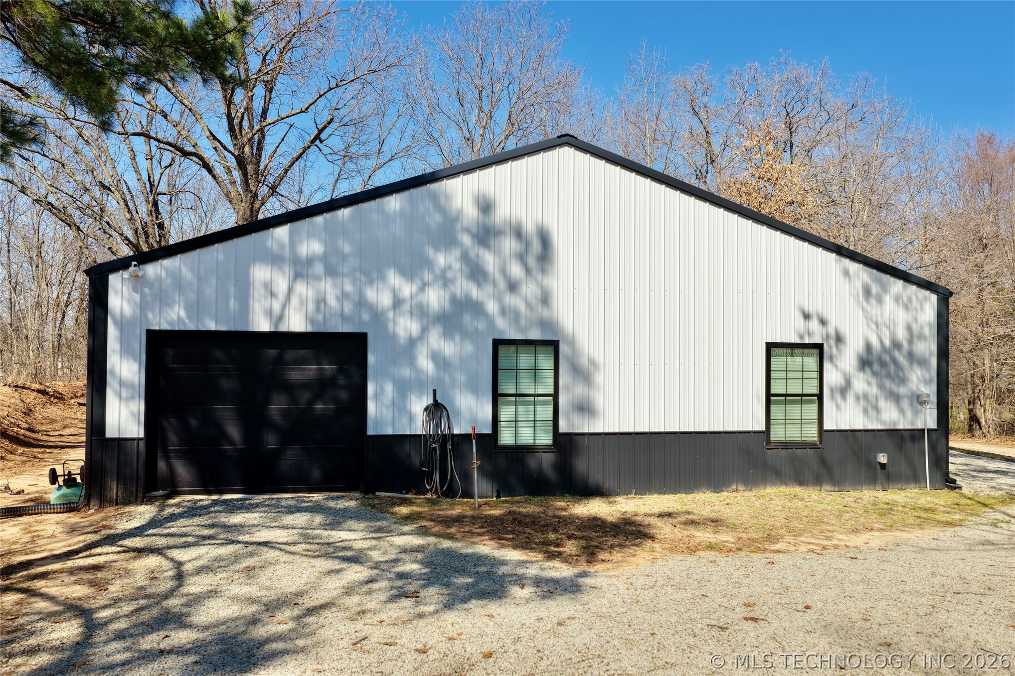 15 Elm Property Photo 11