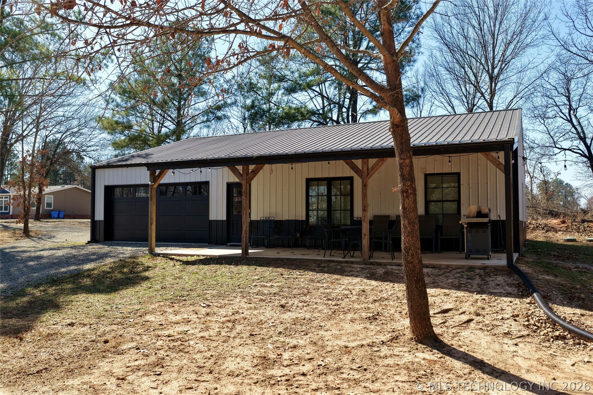 15 Elm Property Photo 17