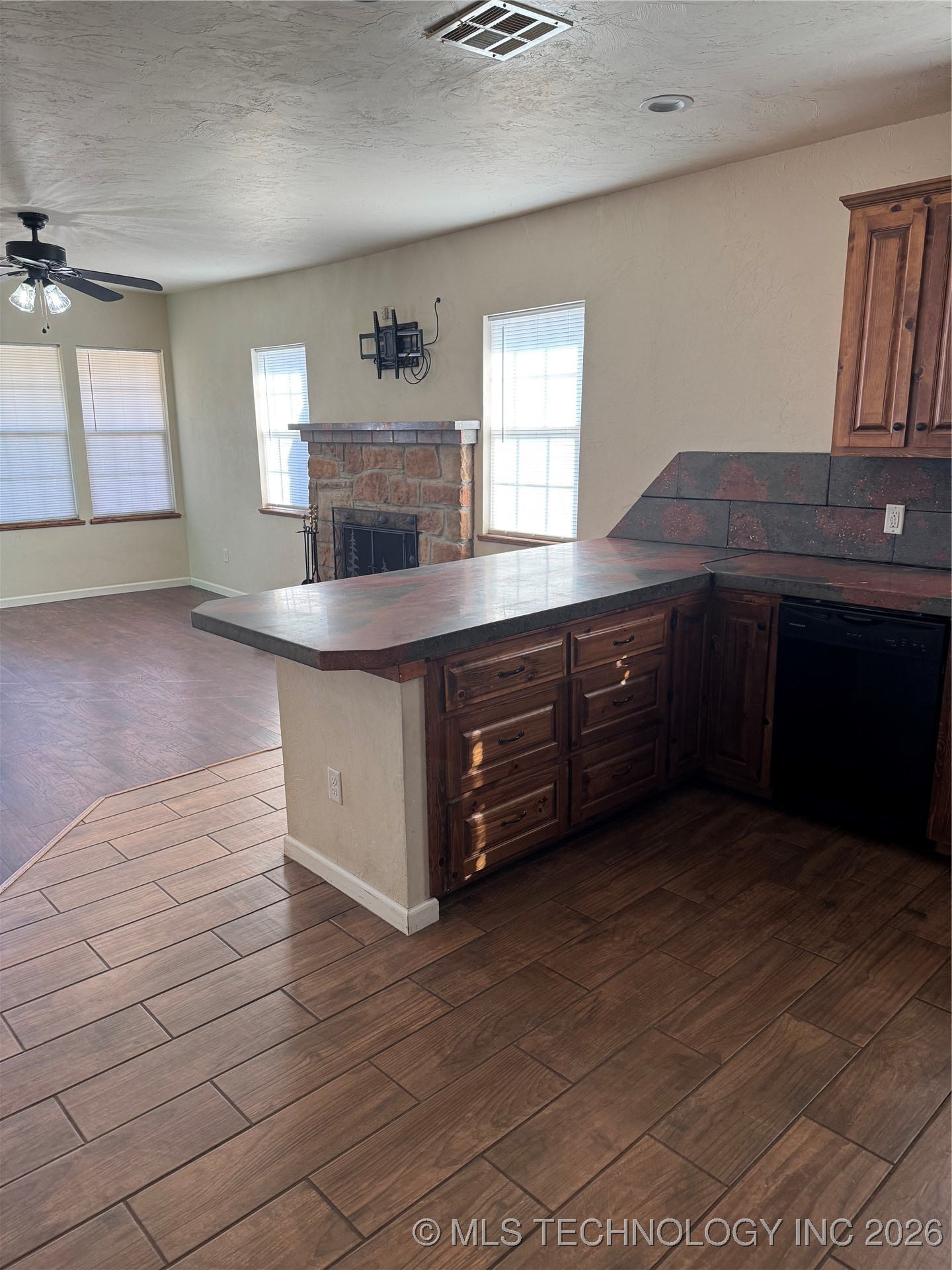 417 S Harrison Property Photo 4