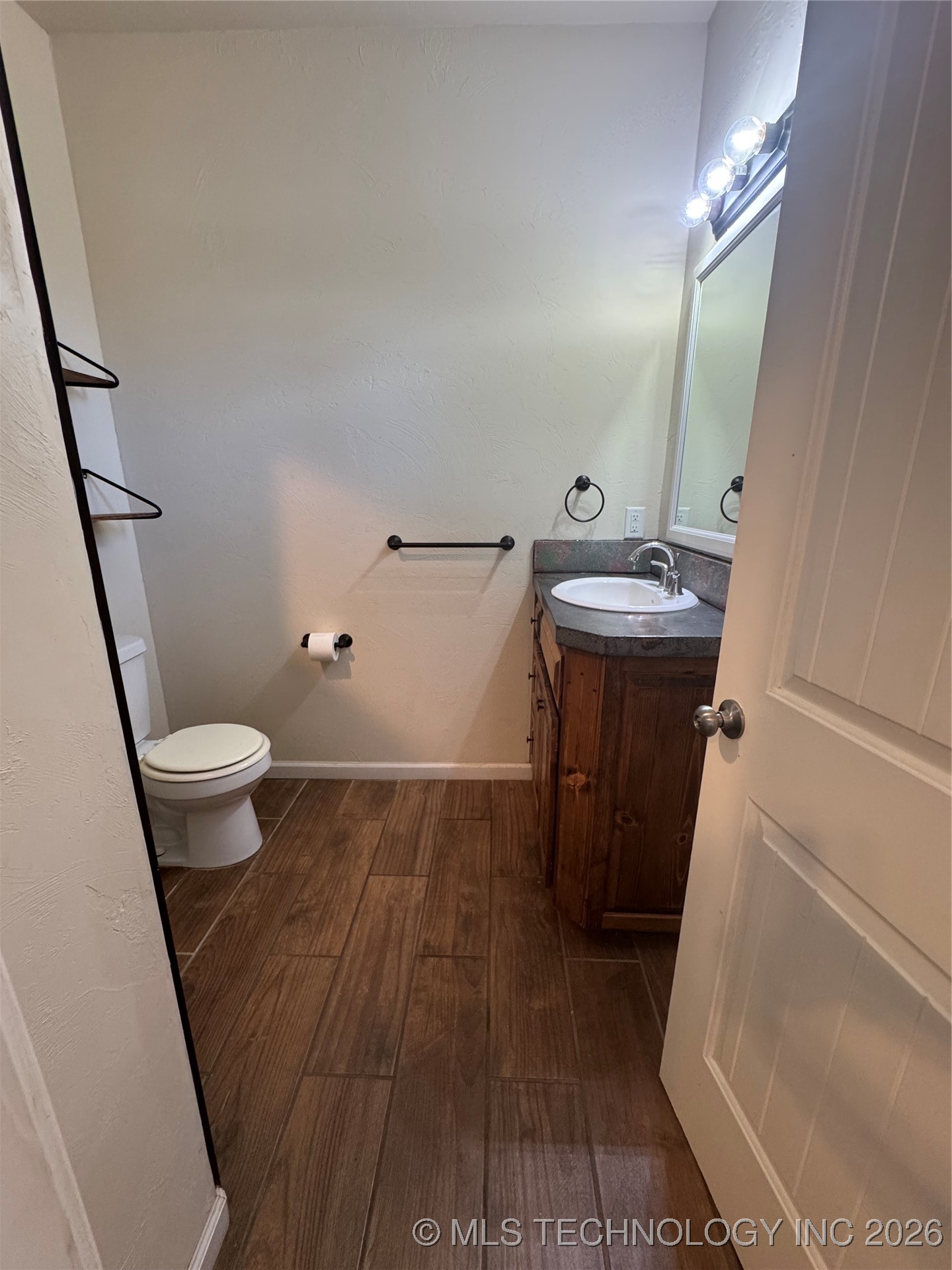 417 S Harrison Property Photo 9