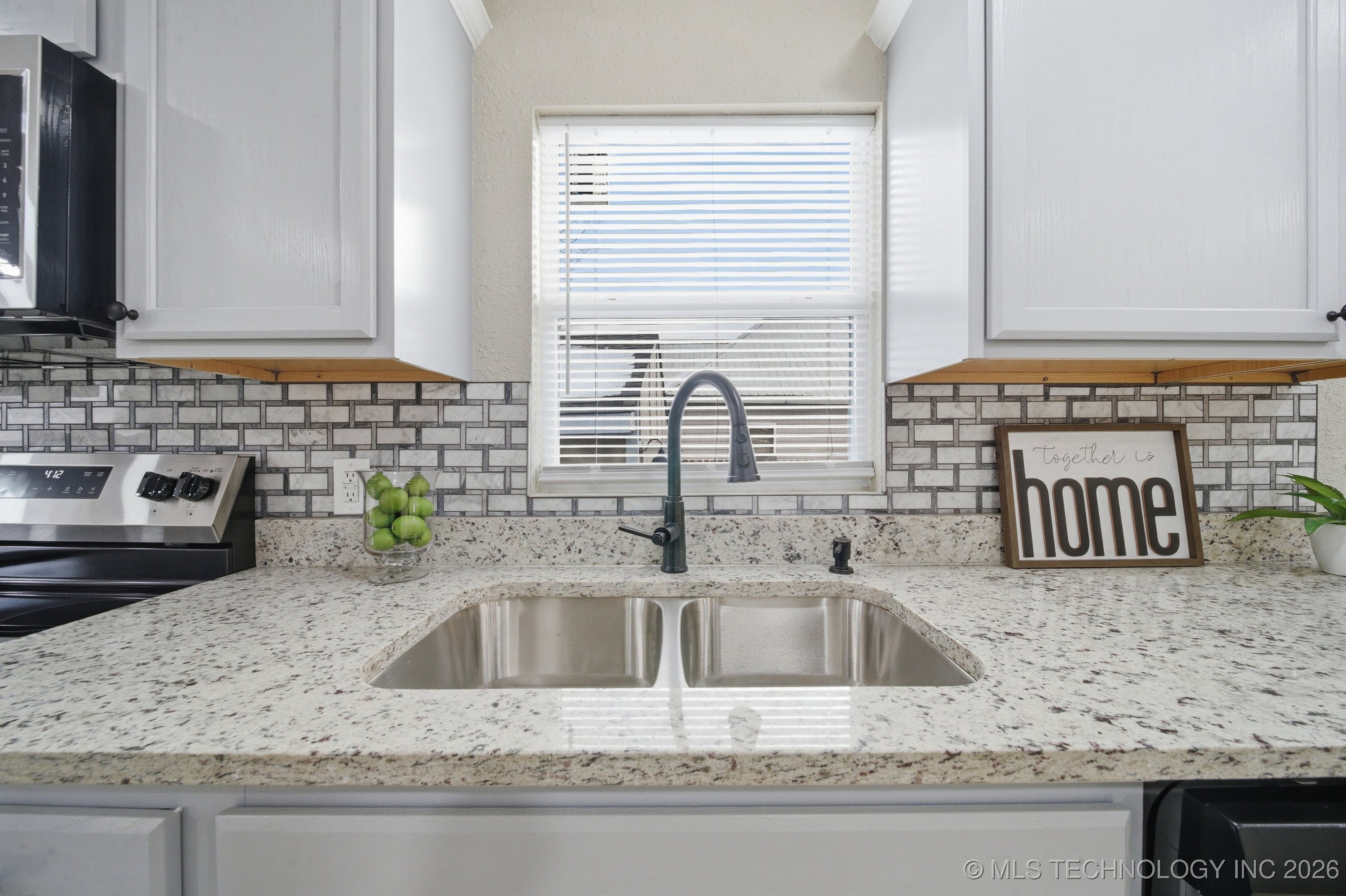 322 N 9th Street Property Photo 8