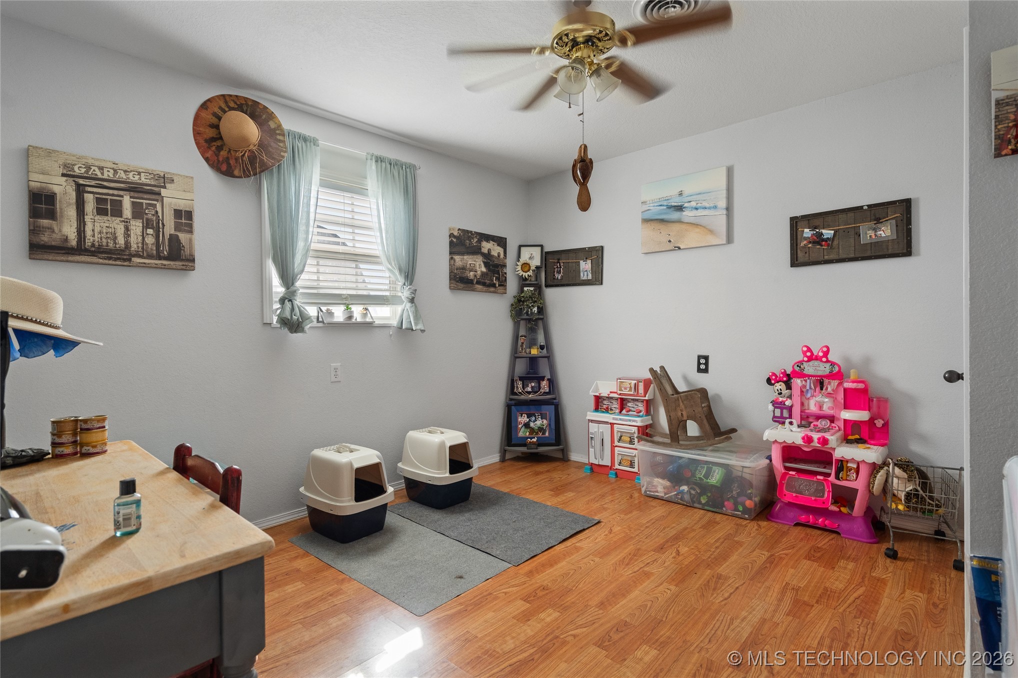 300 S 1st Street Property Photo 26