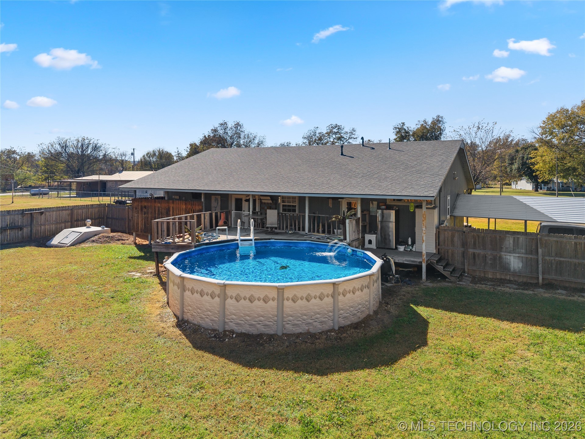 300 S 1st Street Property Photo 31