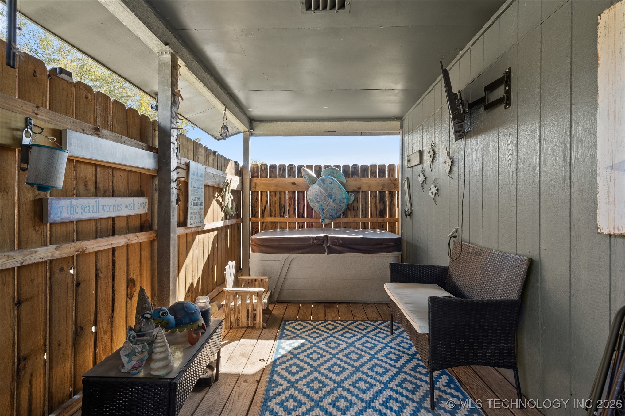 300 S 1st Street Property Photo 33