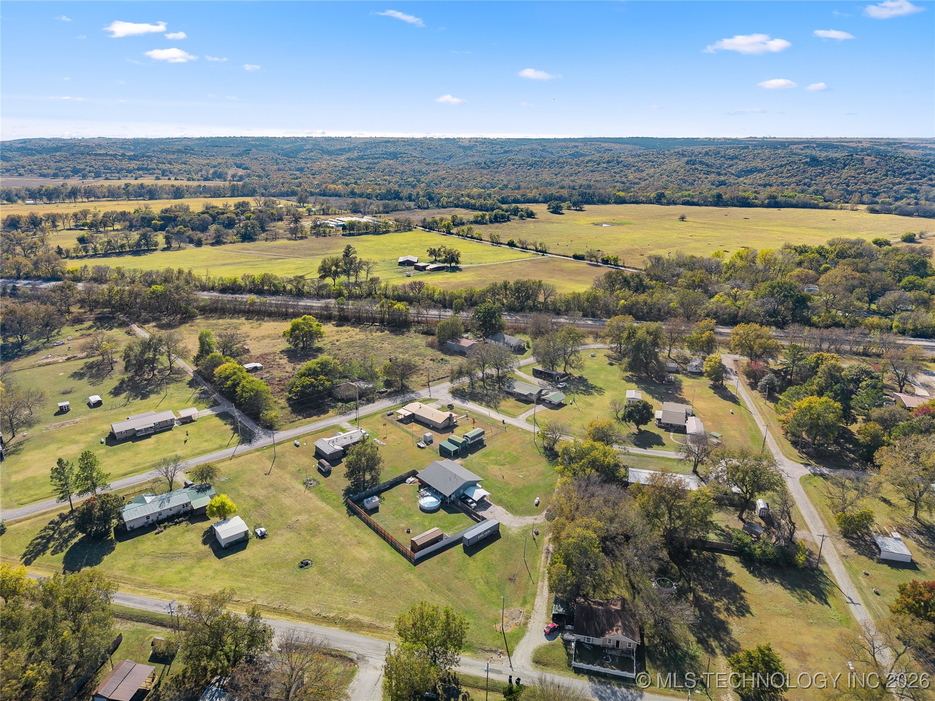 300 S 1st Street Property Photo 43