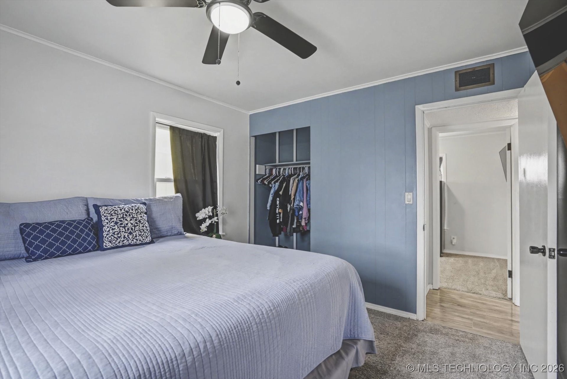 7854 E King Street Property Photo 16