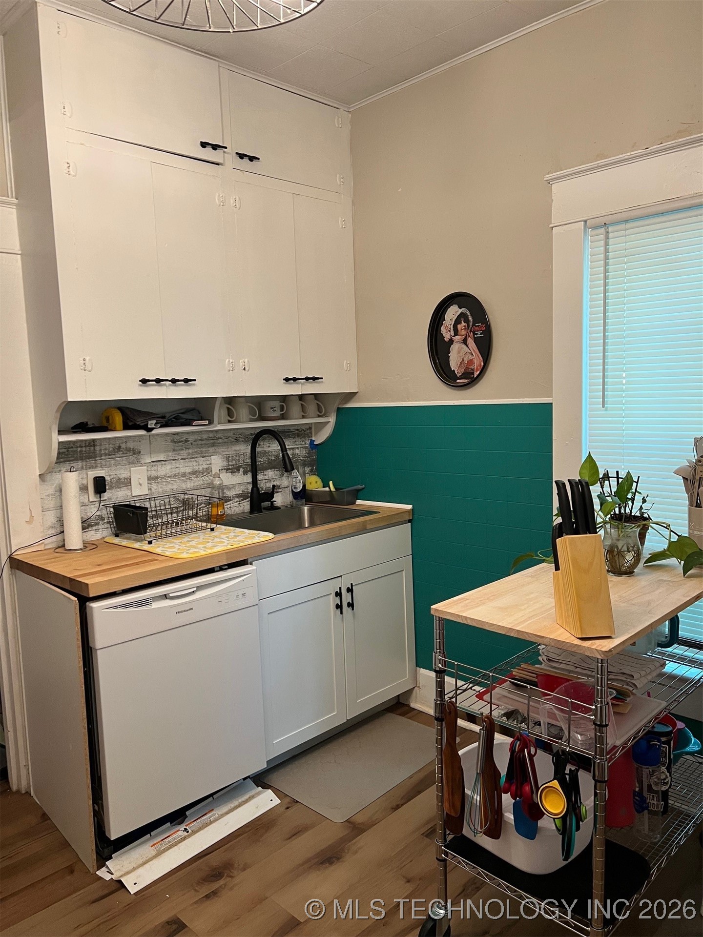 109 S Vine Avenue Property Photo 12