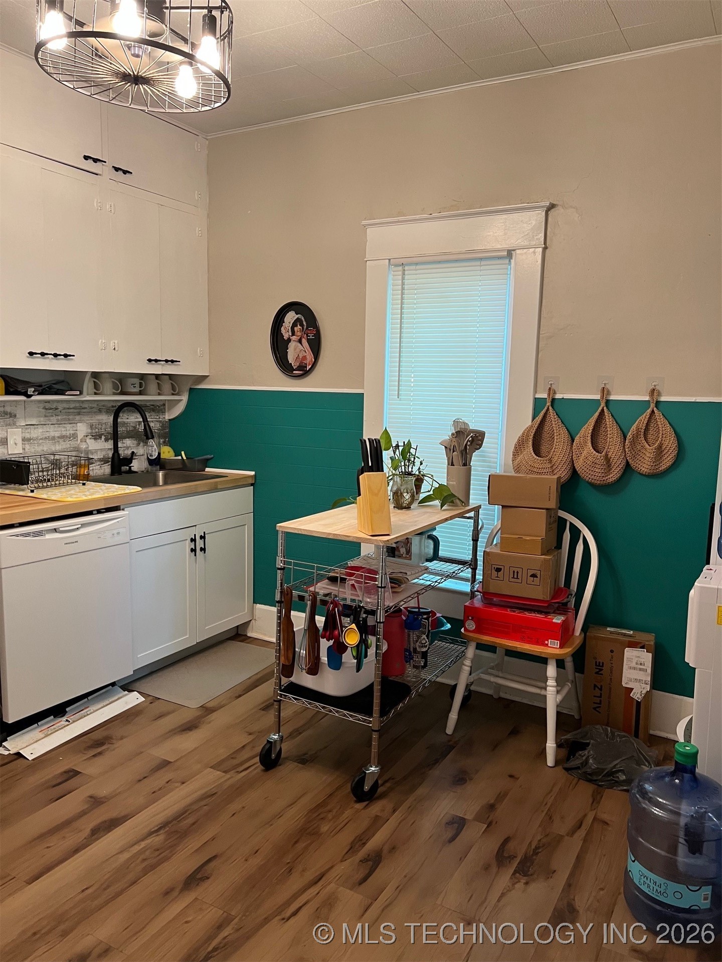 109 S Vine Avenue Property Photo 13