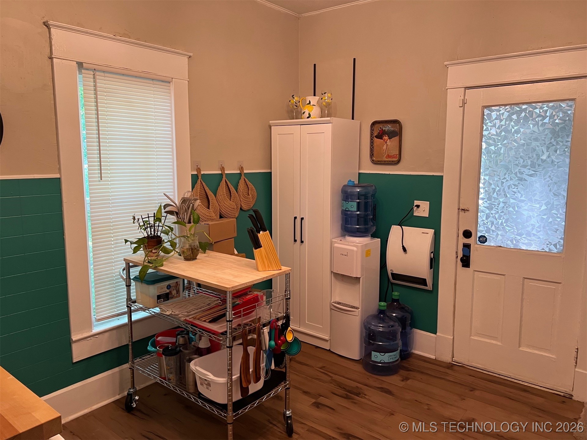 109 S Vine Avenue Property Photo 14