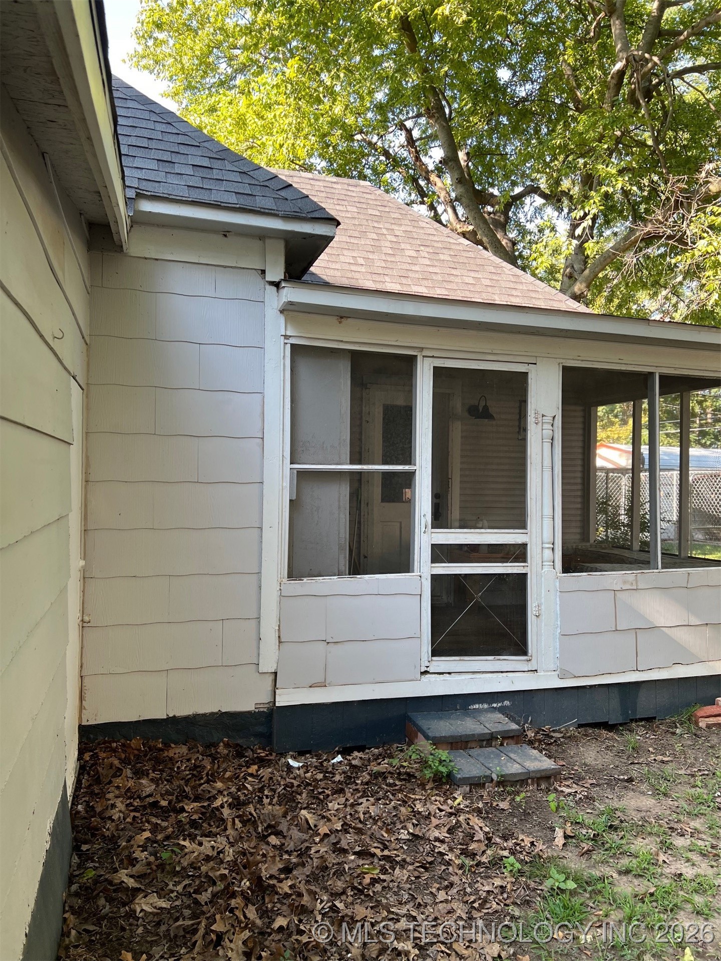 109 S Vine Avenue Property Photo 24