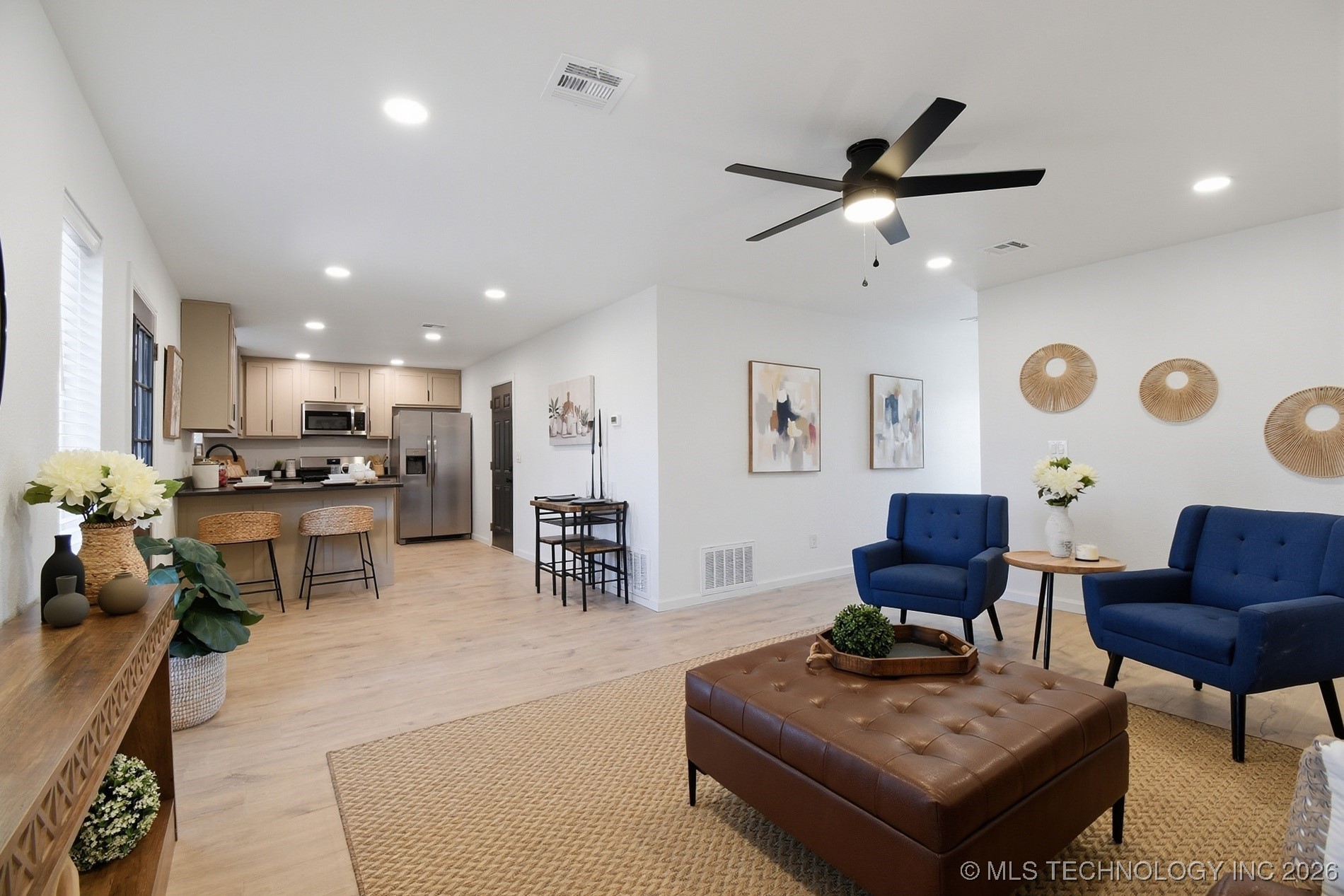 7806 N 121st East Avenue Property Photo 8