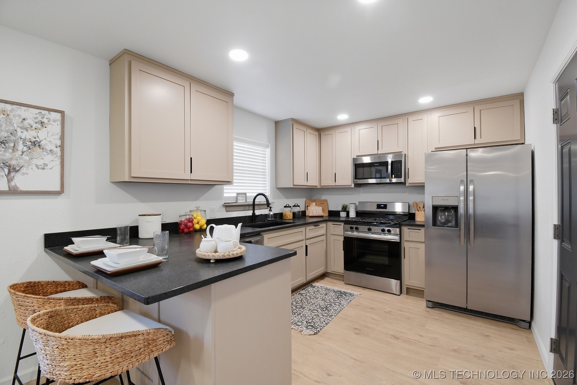 7806 N 121st East Avenue Property Photo 11