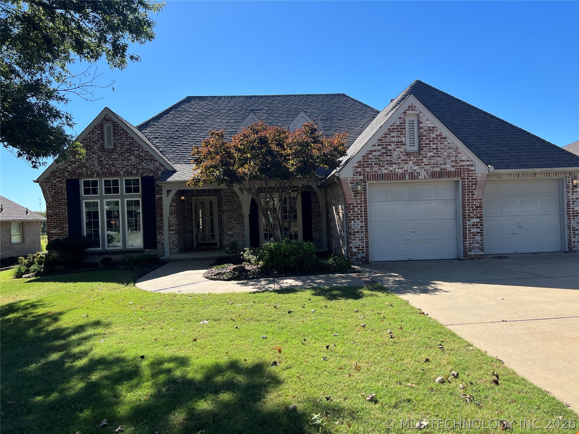 3311 Heritage Drive Property Photo 1