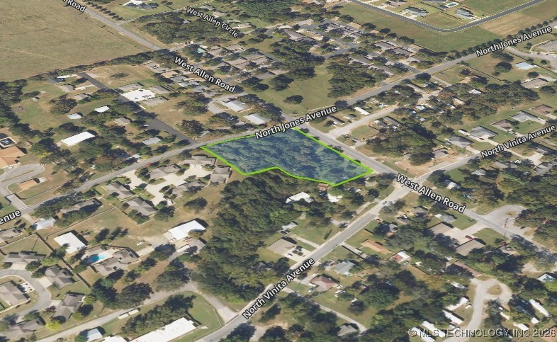 450 W Allen Road Property Photo 9