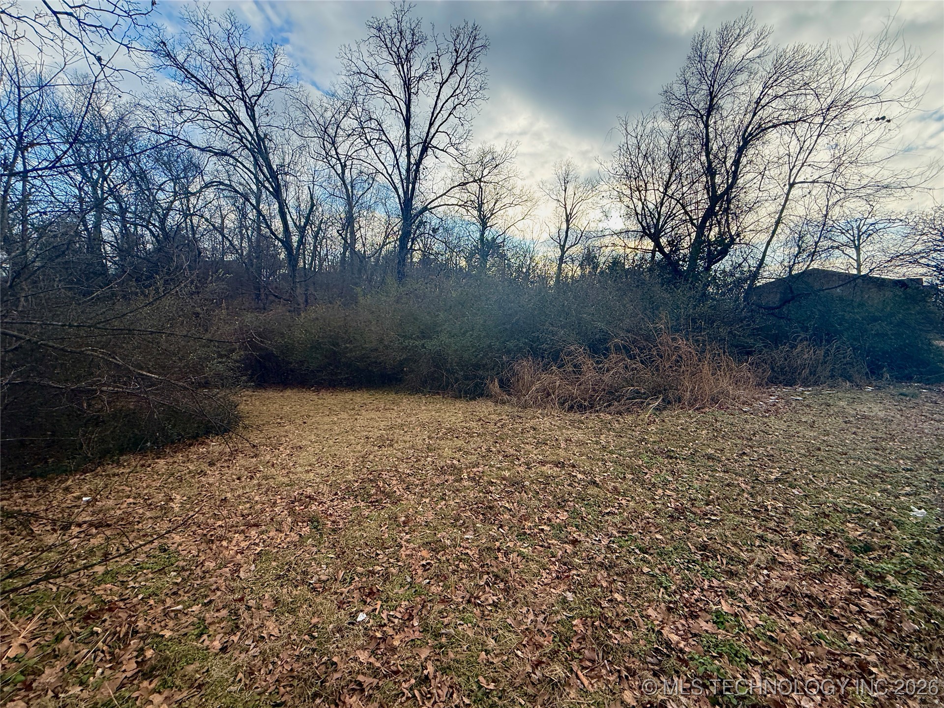 450 W Allen Road Property Photo 11