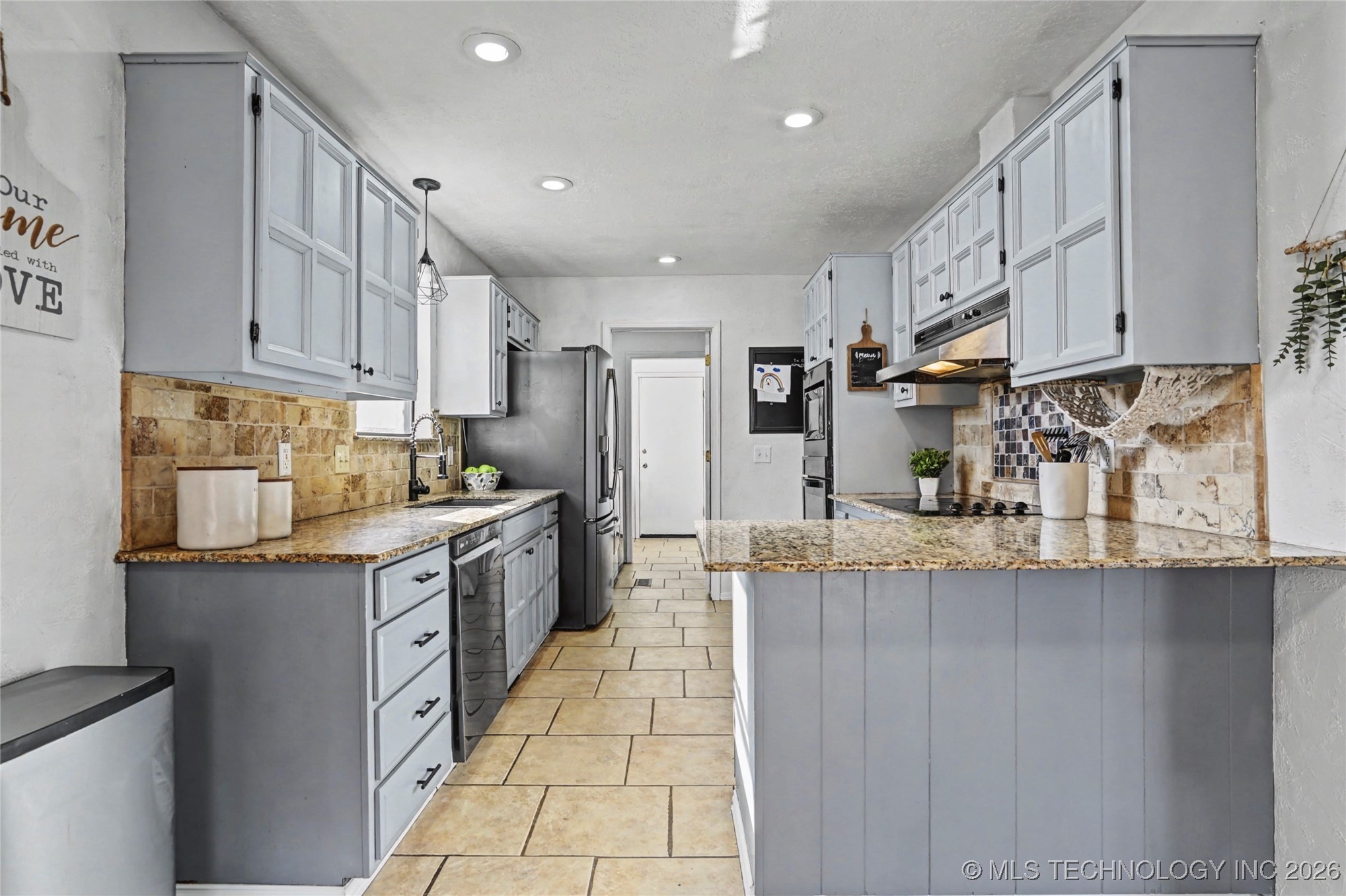 8319 E 107th Place S Property Photo 17