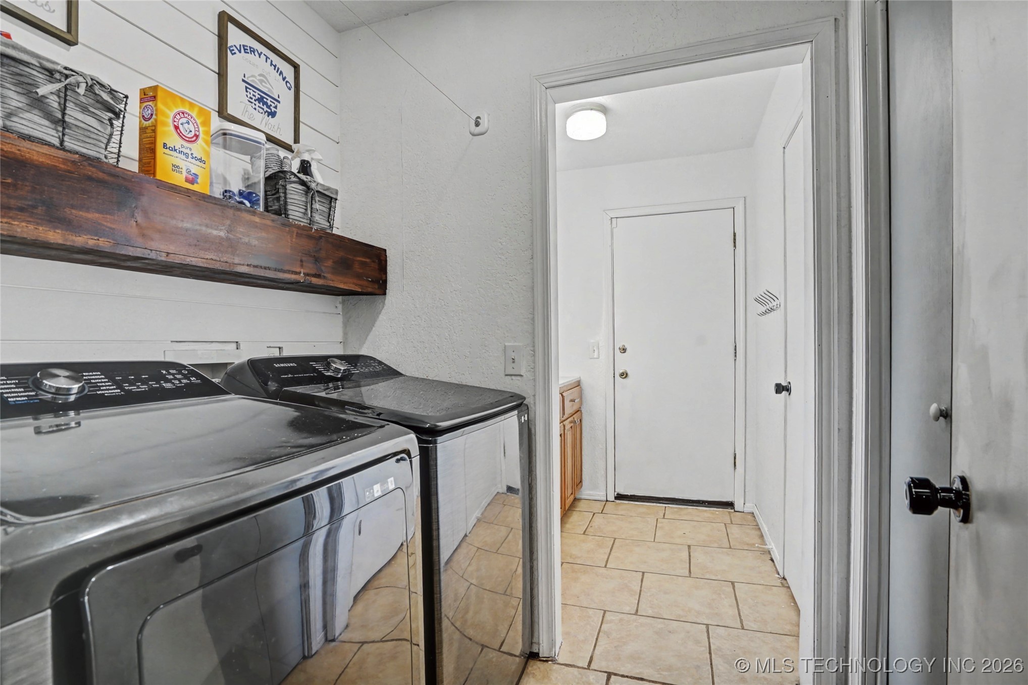 8319 E 107th Place S Property Photo 21