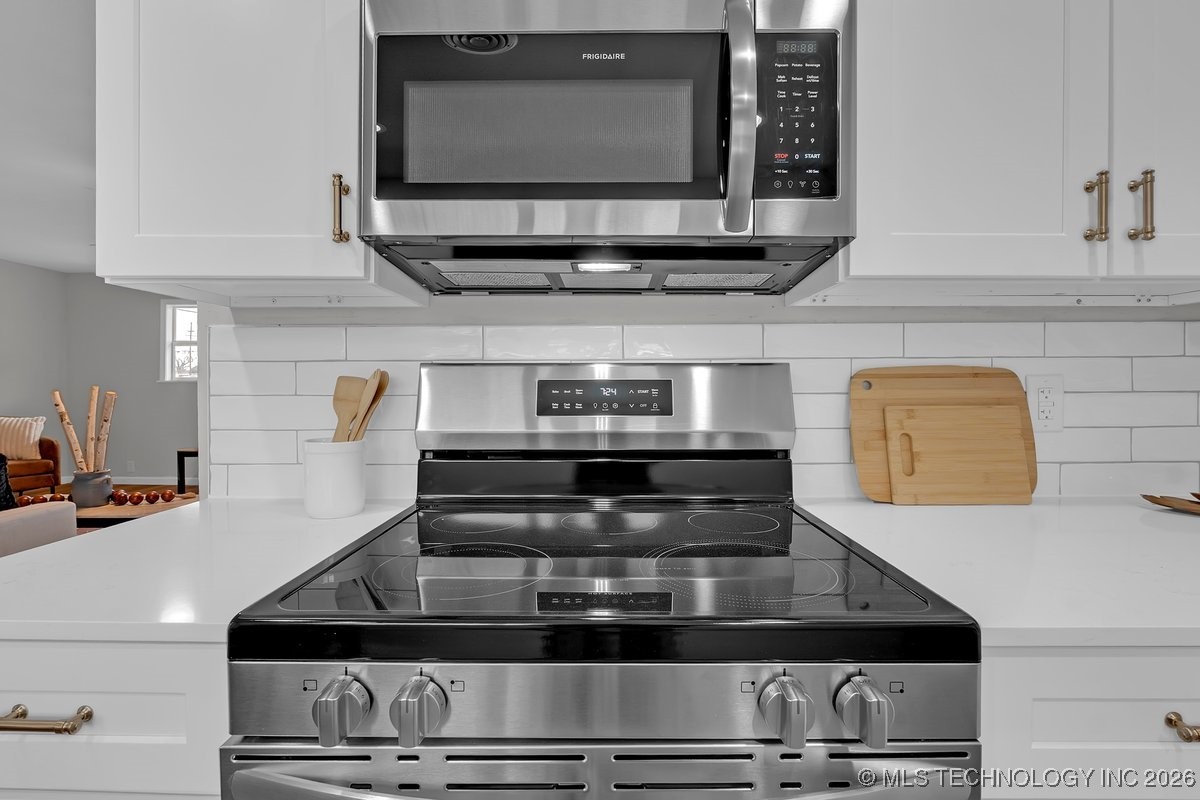 2124 S Main Street Property Photo 11