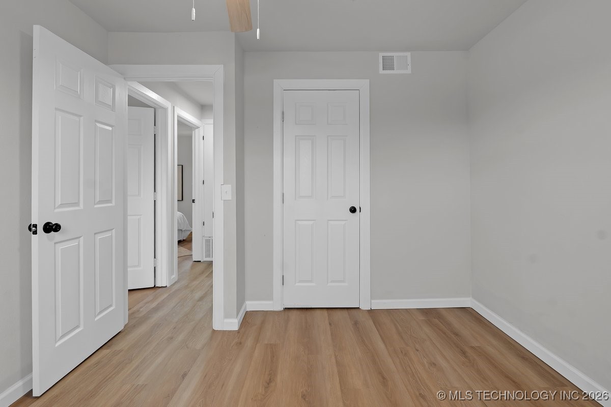 2124 S Main Street Property Photo 16