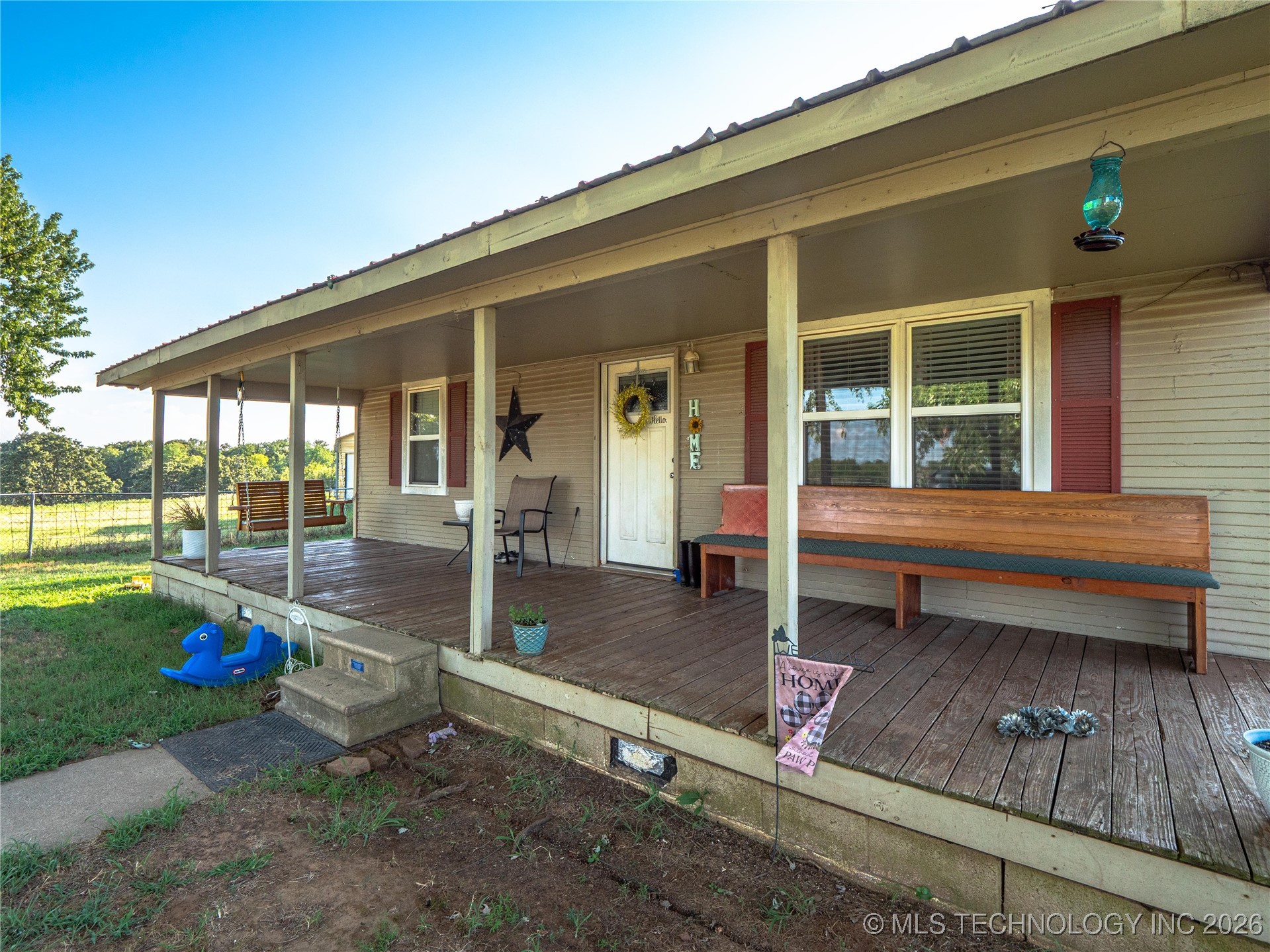 419000 E 1110 Road Property Photo 3