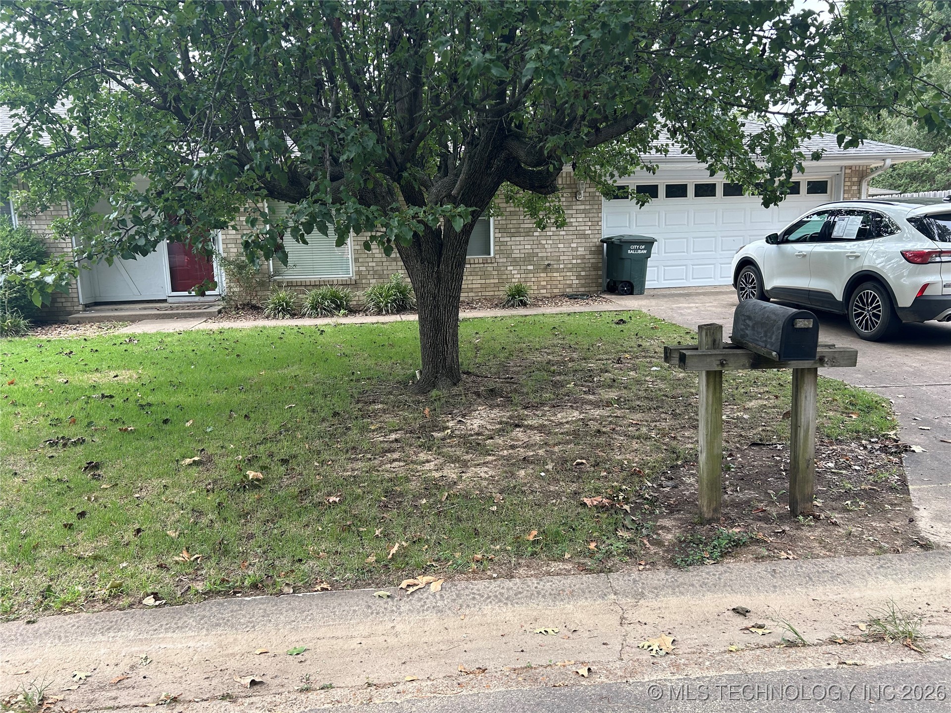 405 S Mcgee Property Photo 2