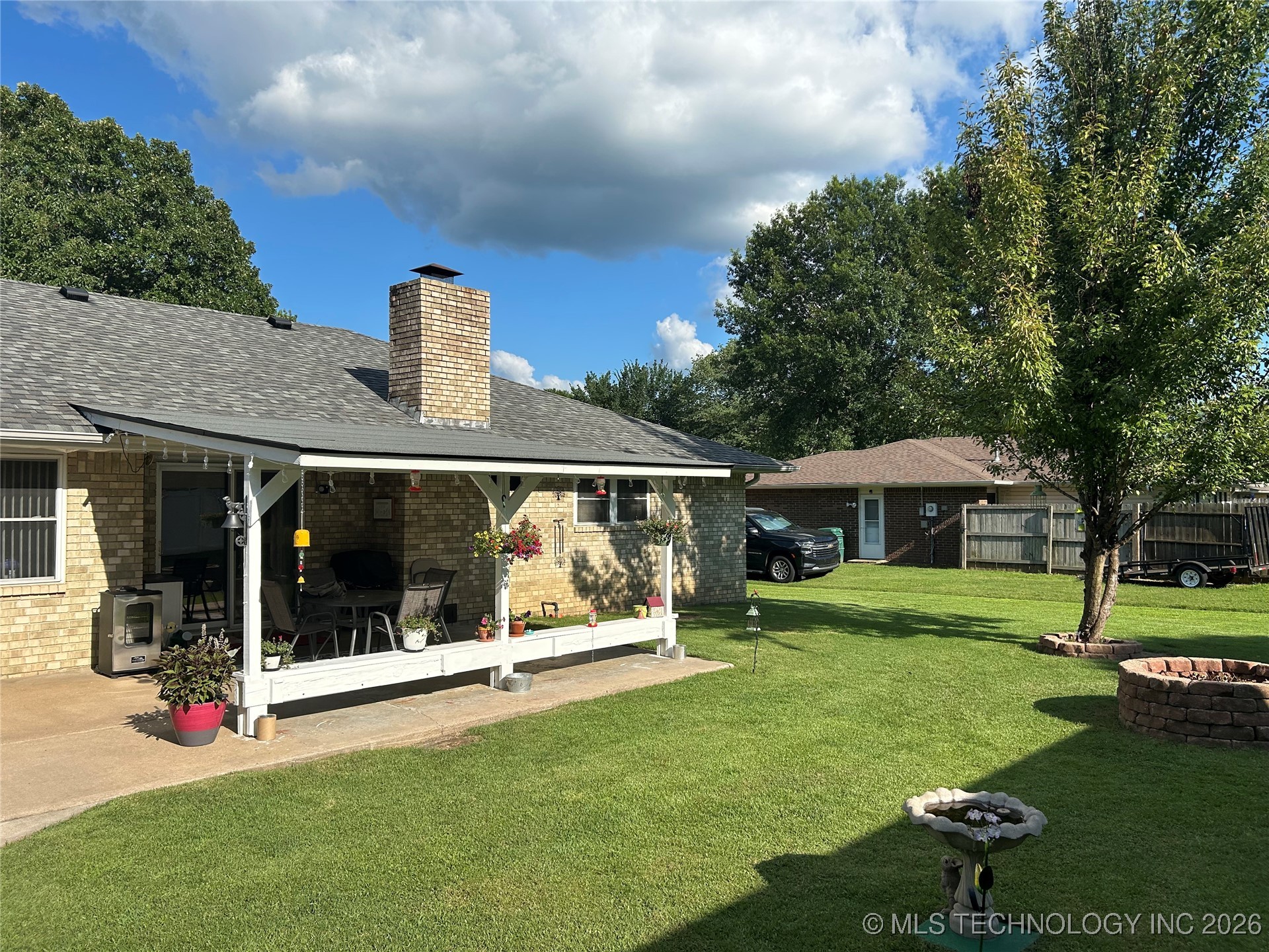 405 S Mcgee Property Photo 3