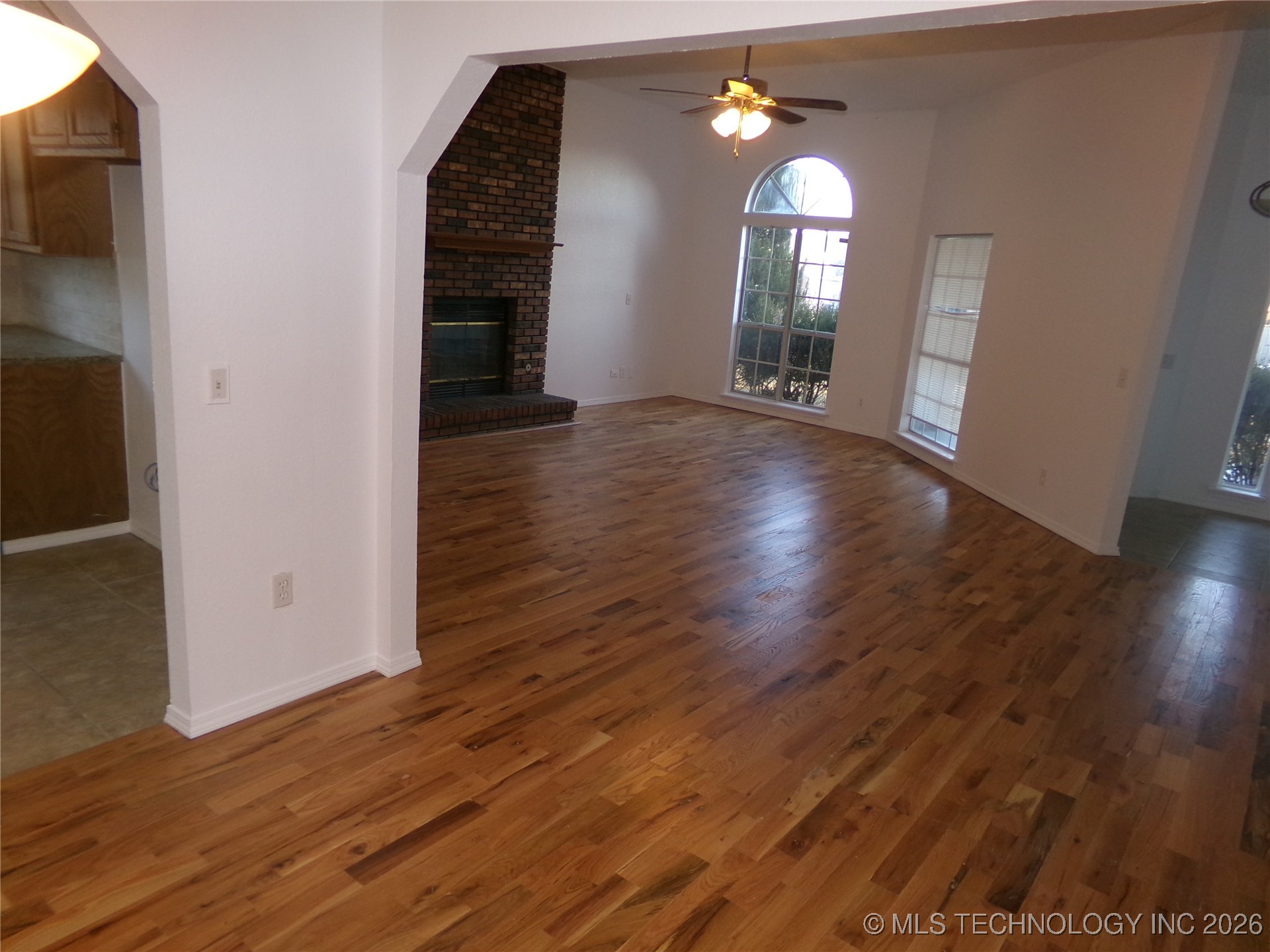 7415 E 89th Place S Property Photo 9