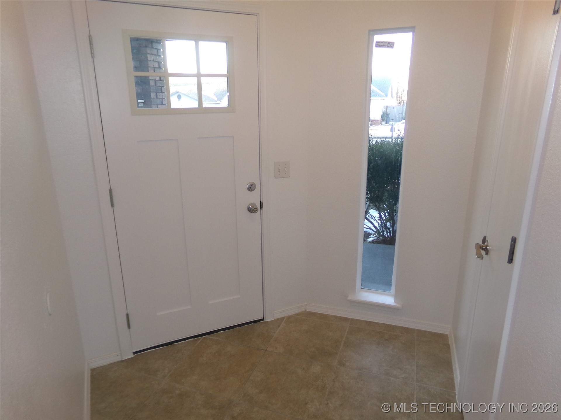 7415 E 89th Place S Property Photo 24