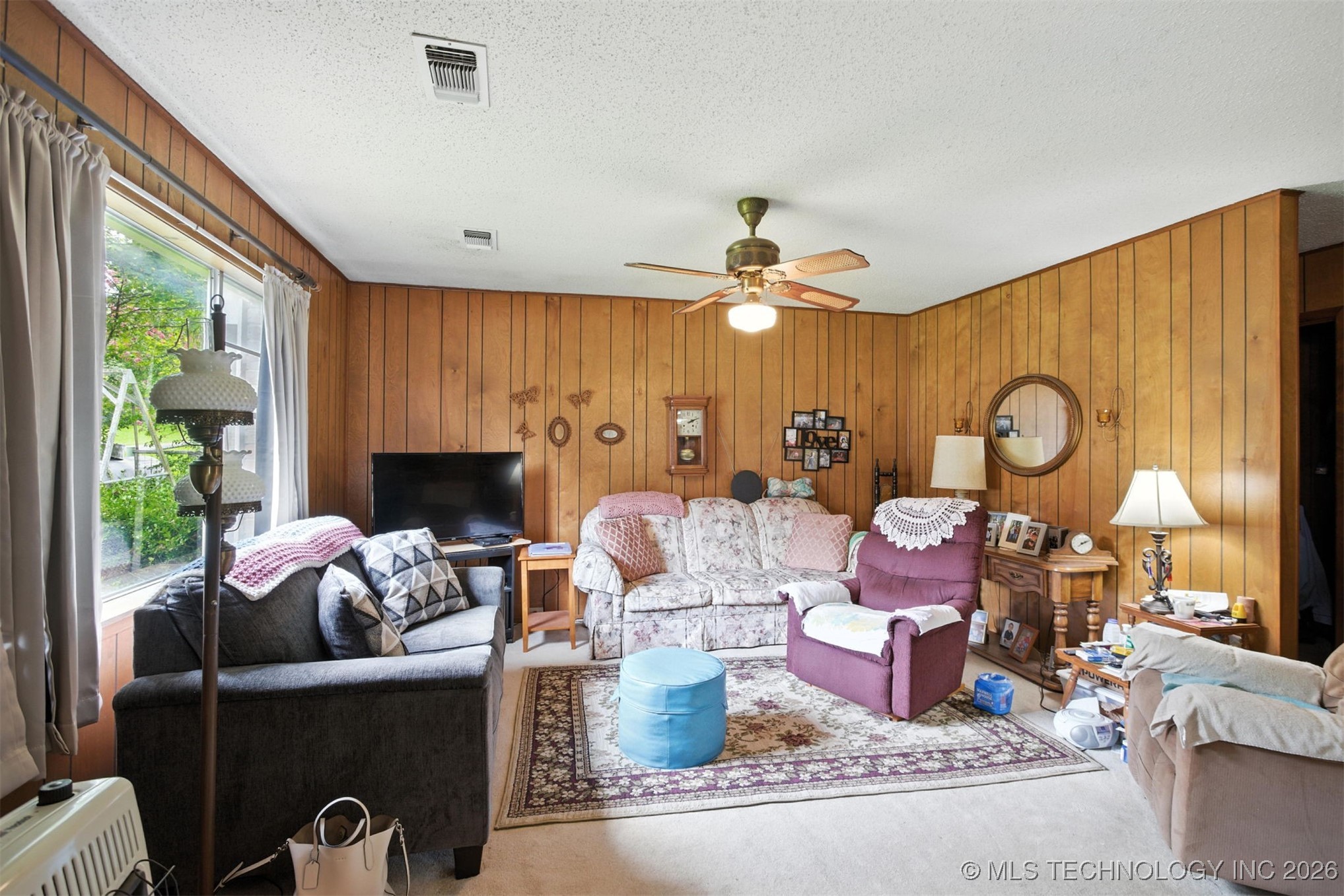 201 Main Property Photo 7