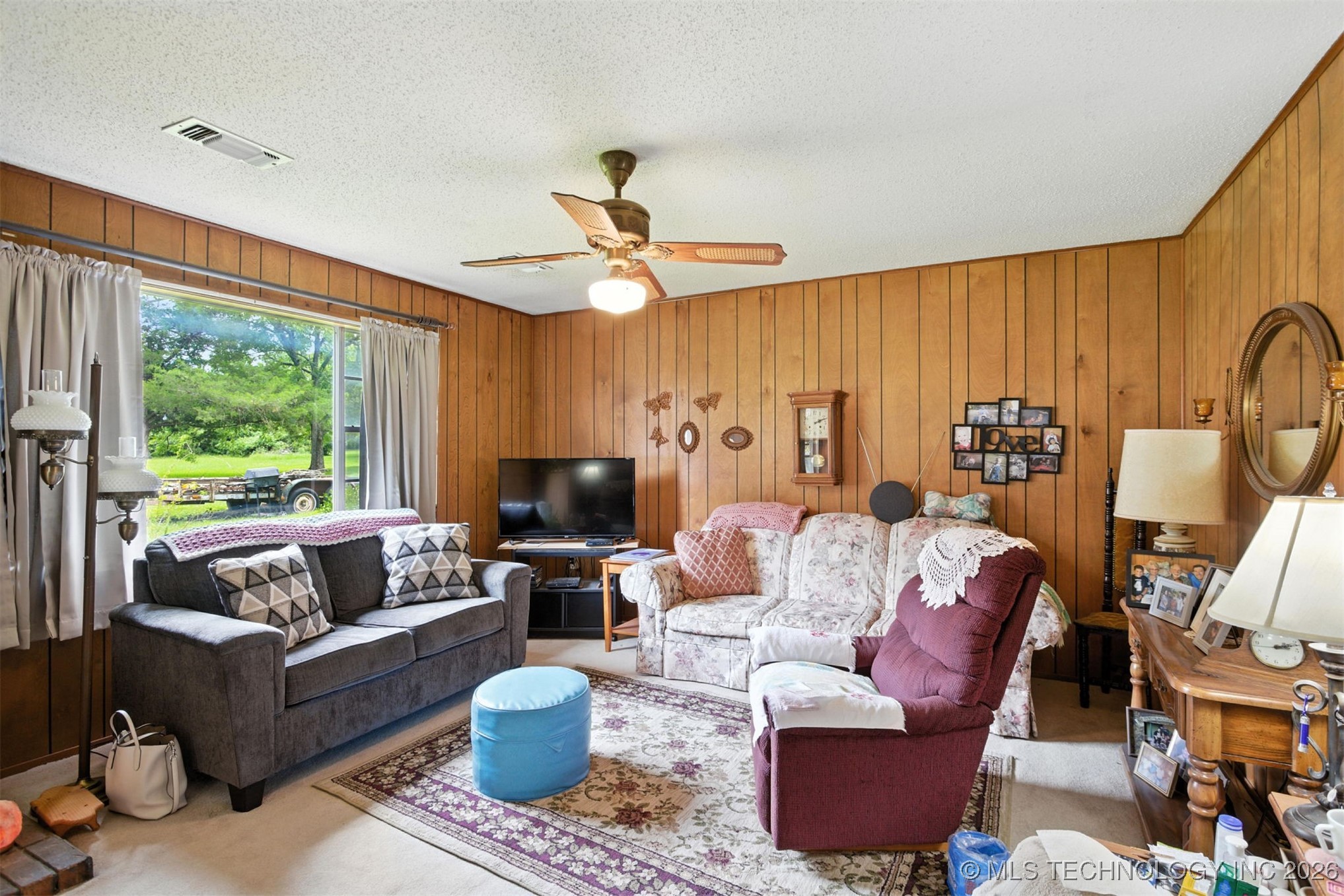 201 Main Property Photo 8