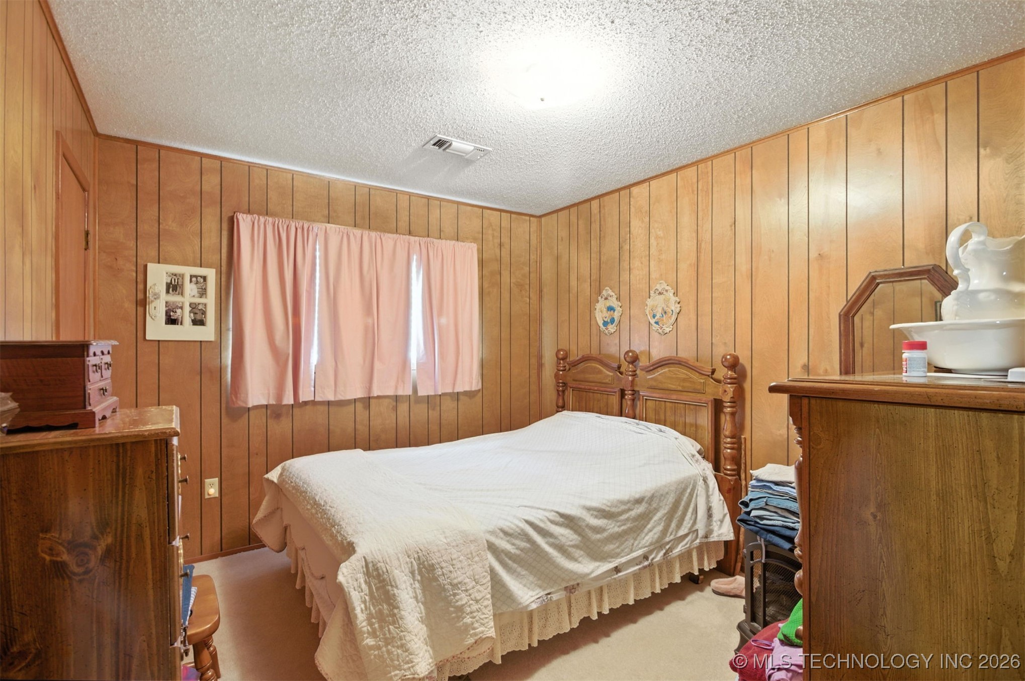 201 Main Property Photo 12