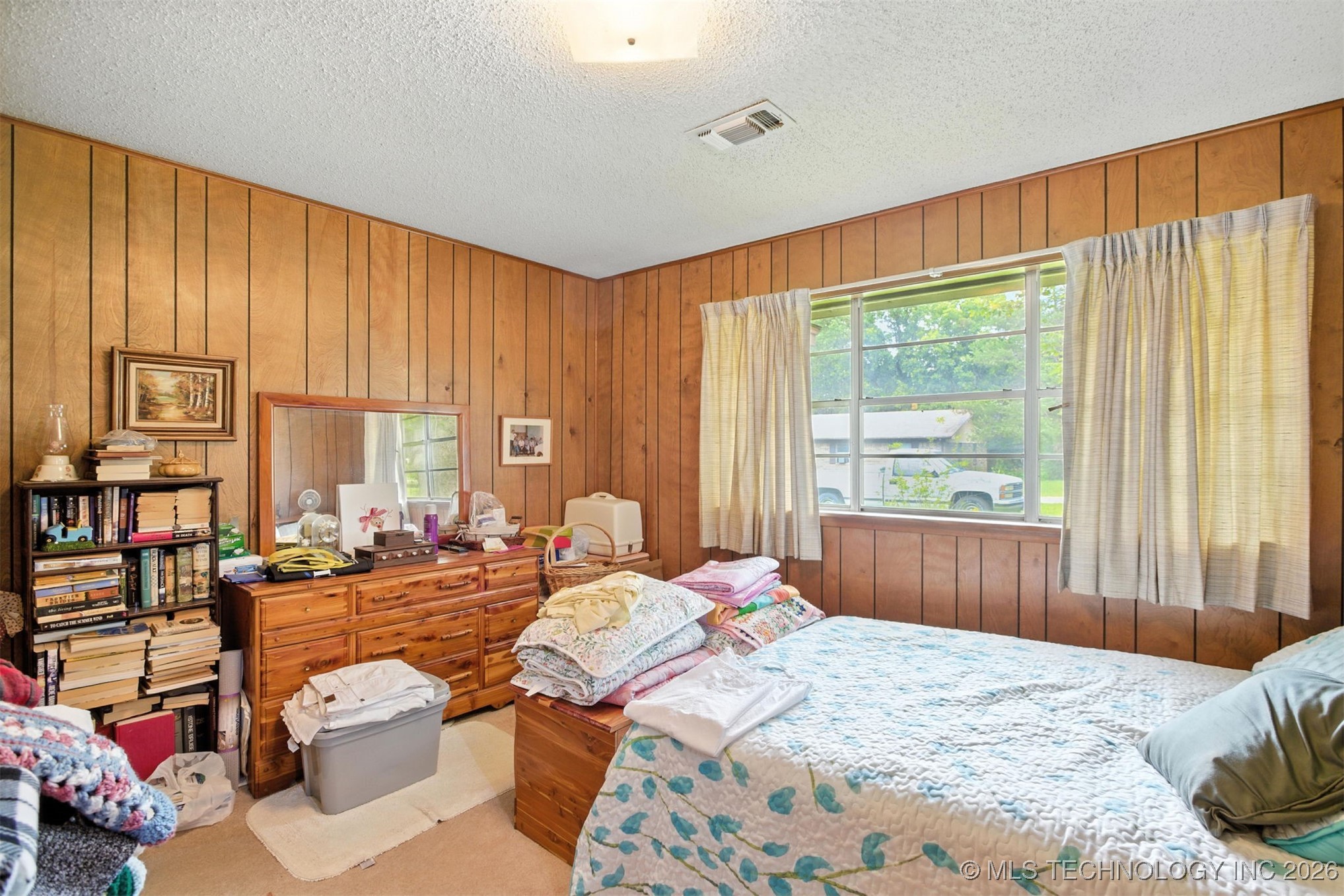 201 Main Property Photo 14