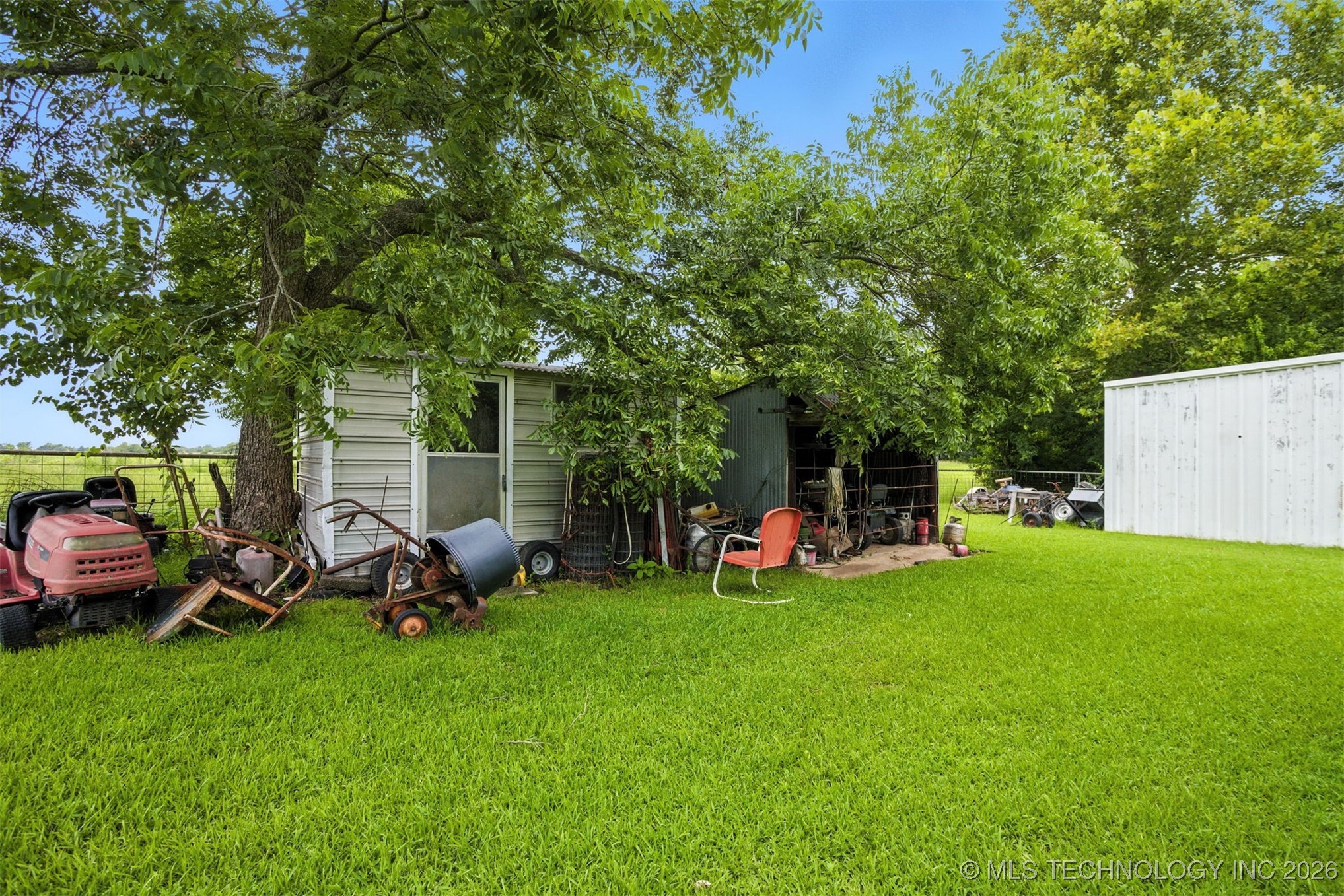 201 Main Property Photo 24