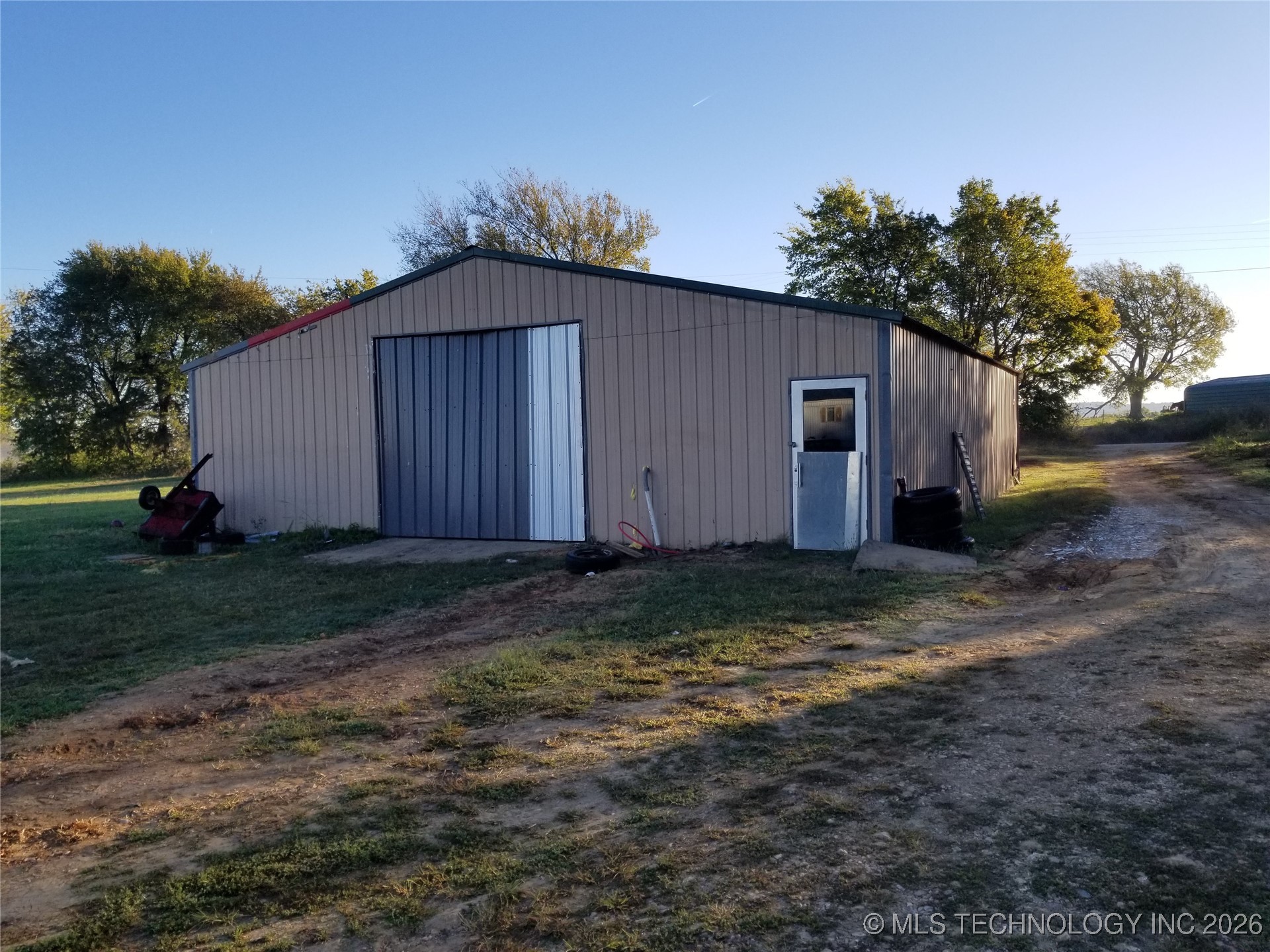 70920 S 4769 Road Property Photo 2