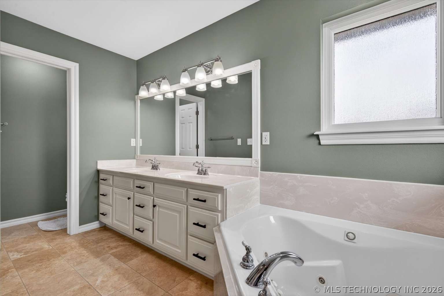 20372 N 4020 Road Property Photo 18