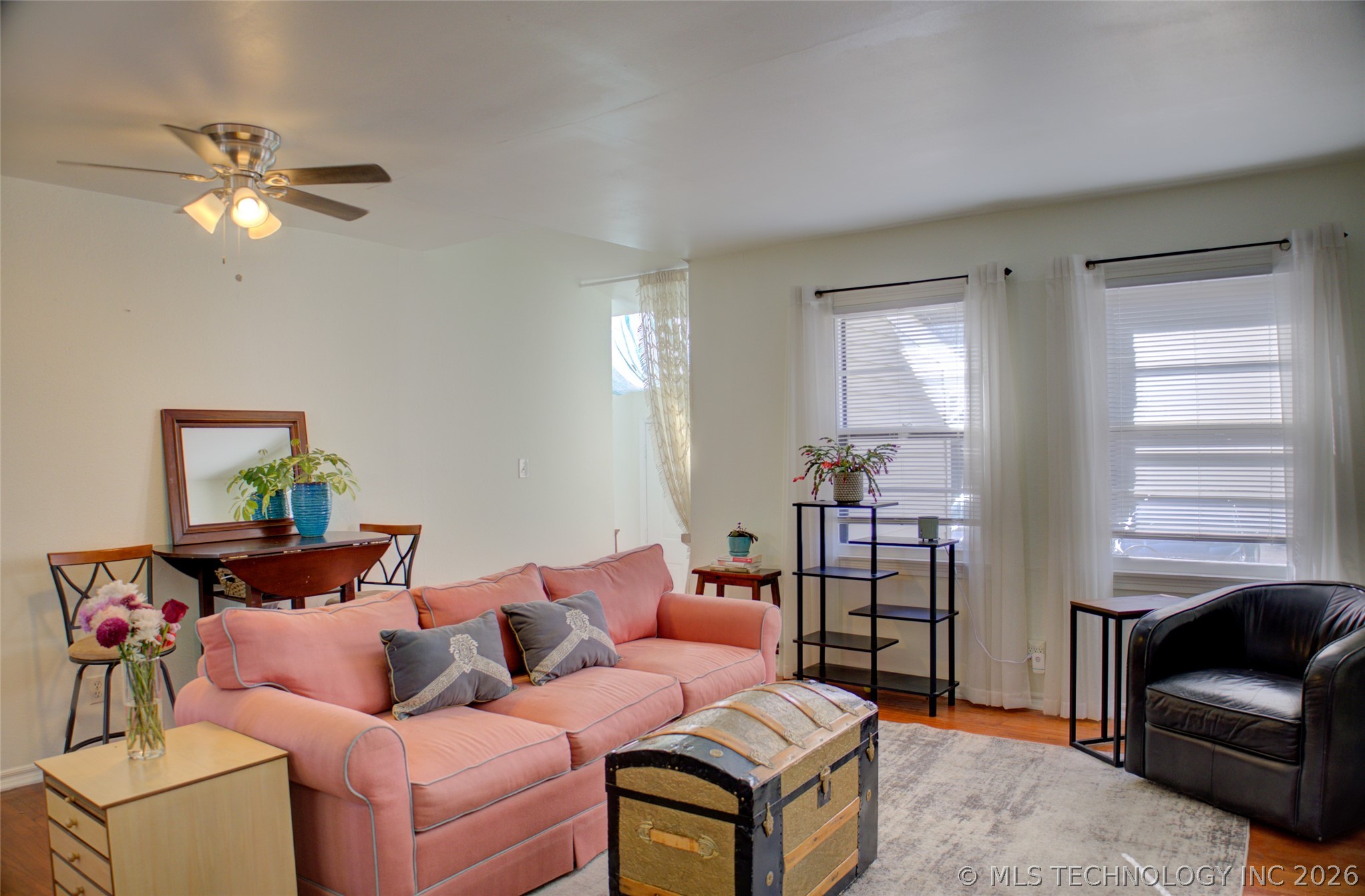 1437 E 39th Street A Property Photo 6