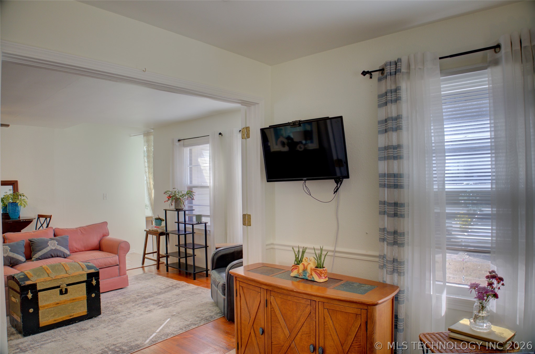 1437 E 39th Street A Property Photo 13