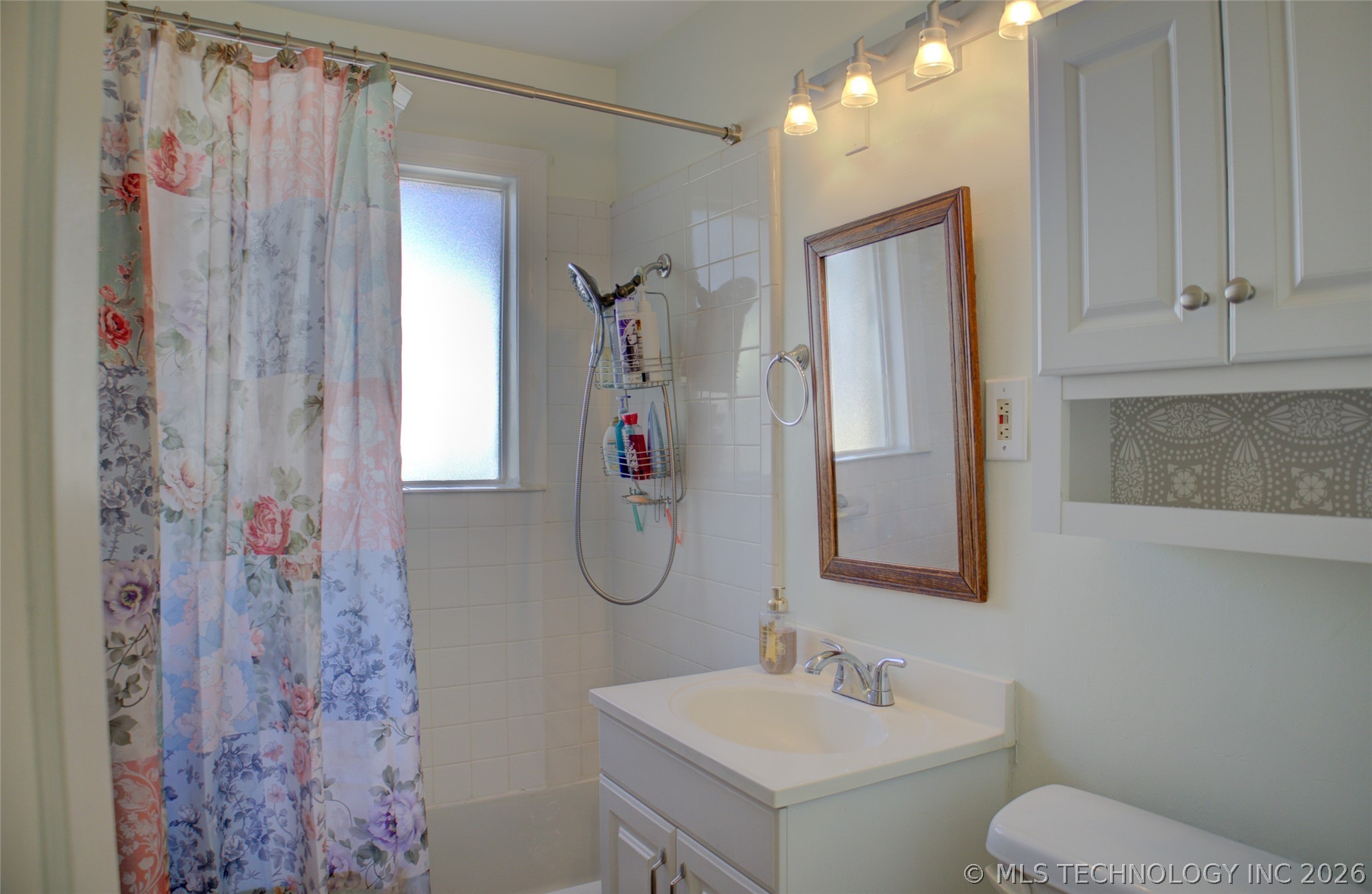 1437 E 39th Street A Property Photo 21