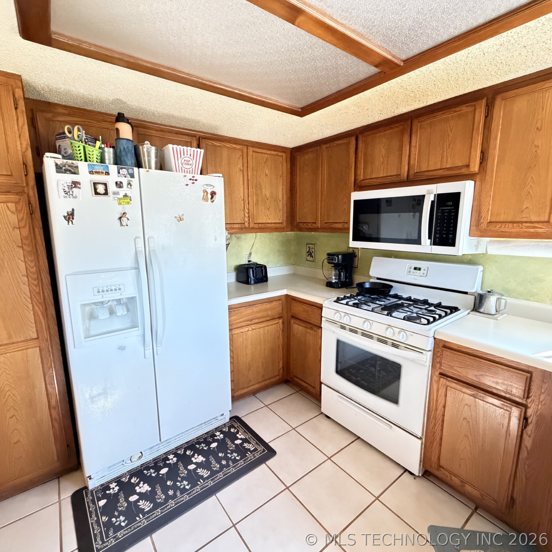 10026 S 93rd Avenue E Property Photo 8