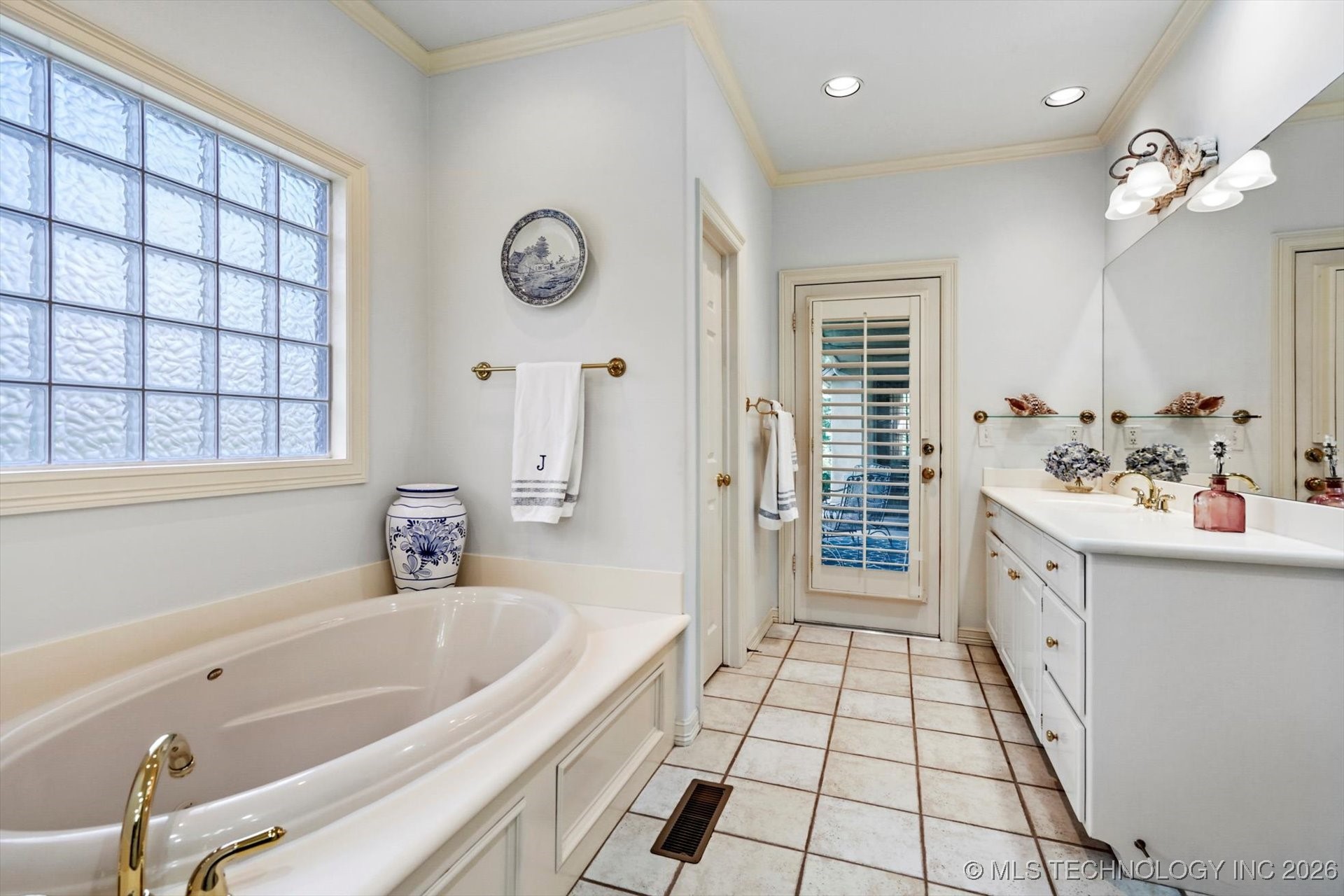 9632 S Vandalia Avenue Property Photo 26