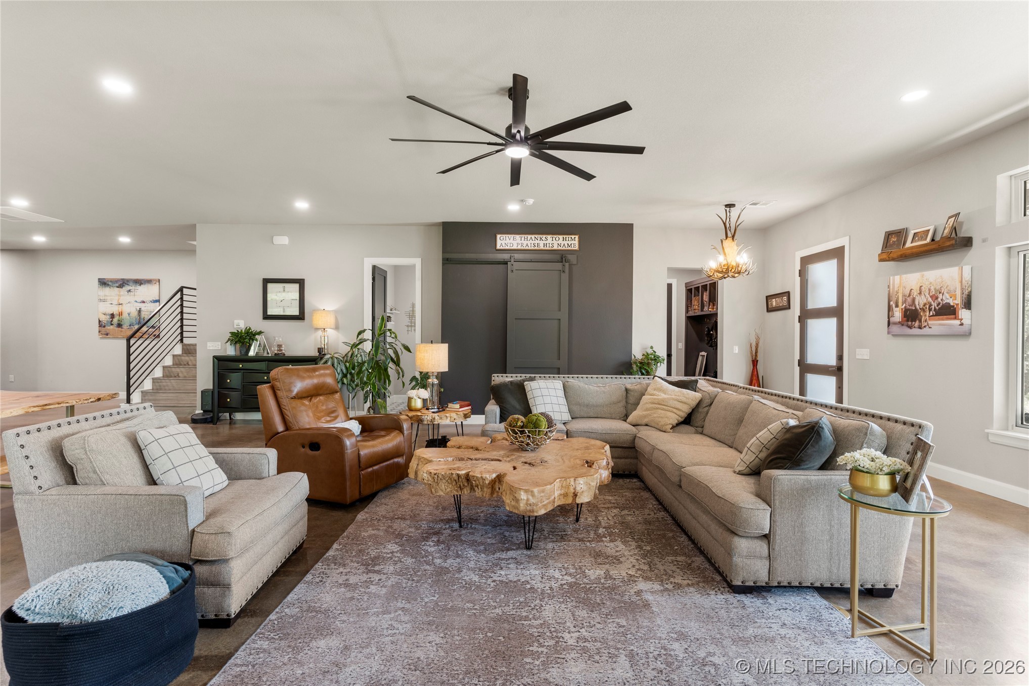 8562 Adams Creek Road Property Photo 9