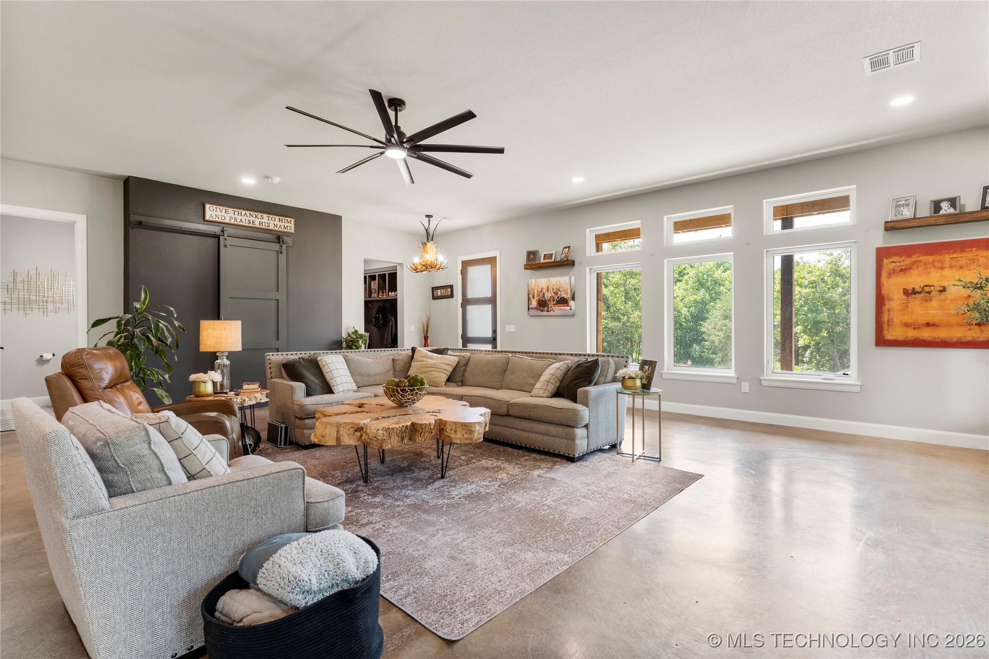 8562 Adams Creek Road Property Photo 10