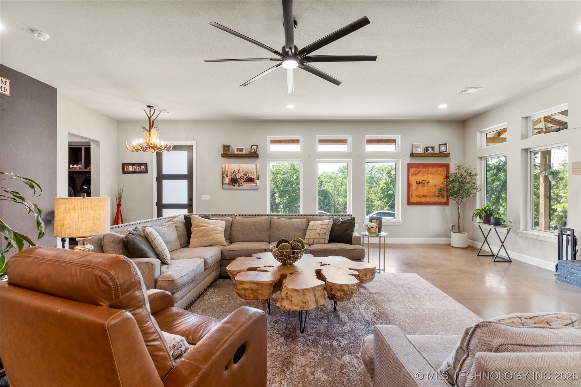 8562 Adams Creek Road Property Photo 14