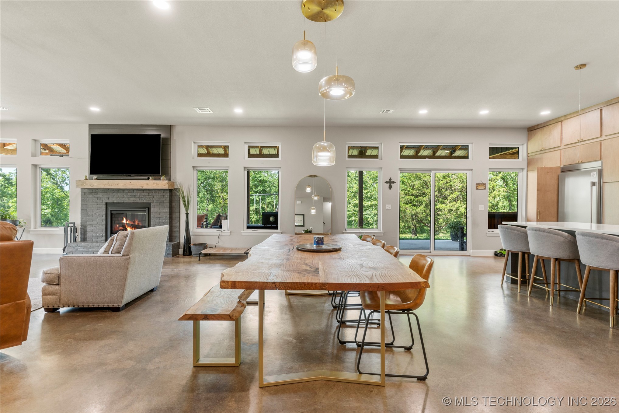 8562 Adams Creek Road Property Photo 16