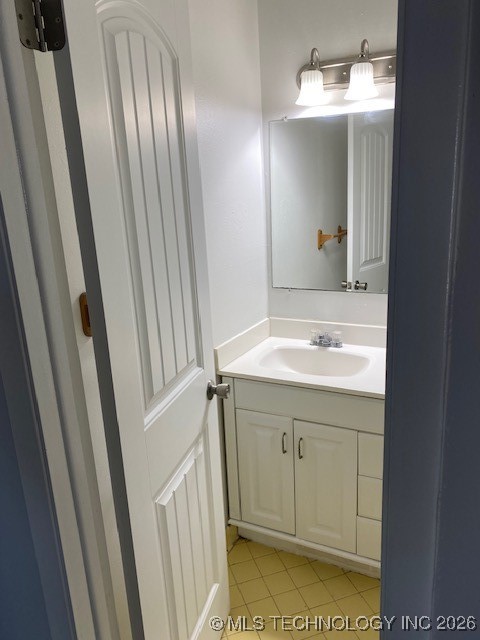 1530 E 66th Court Property Photo 27