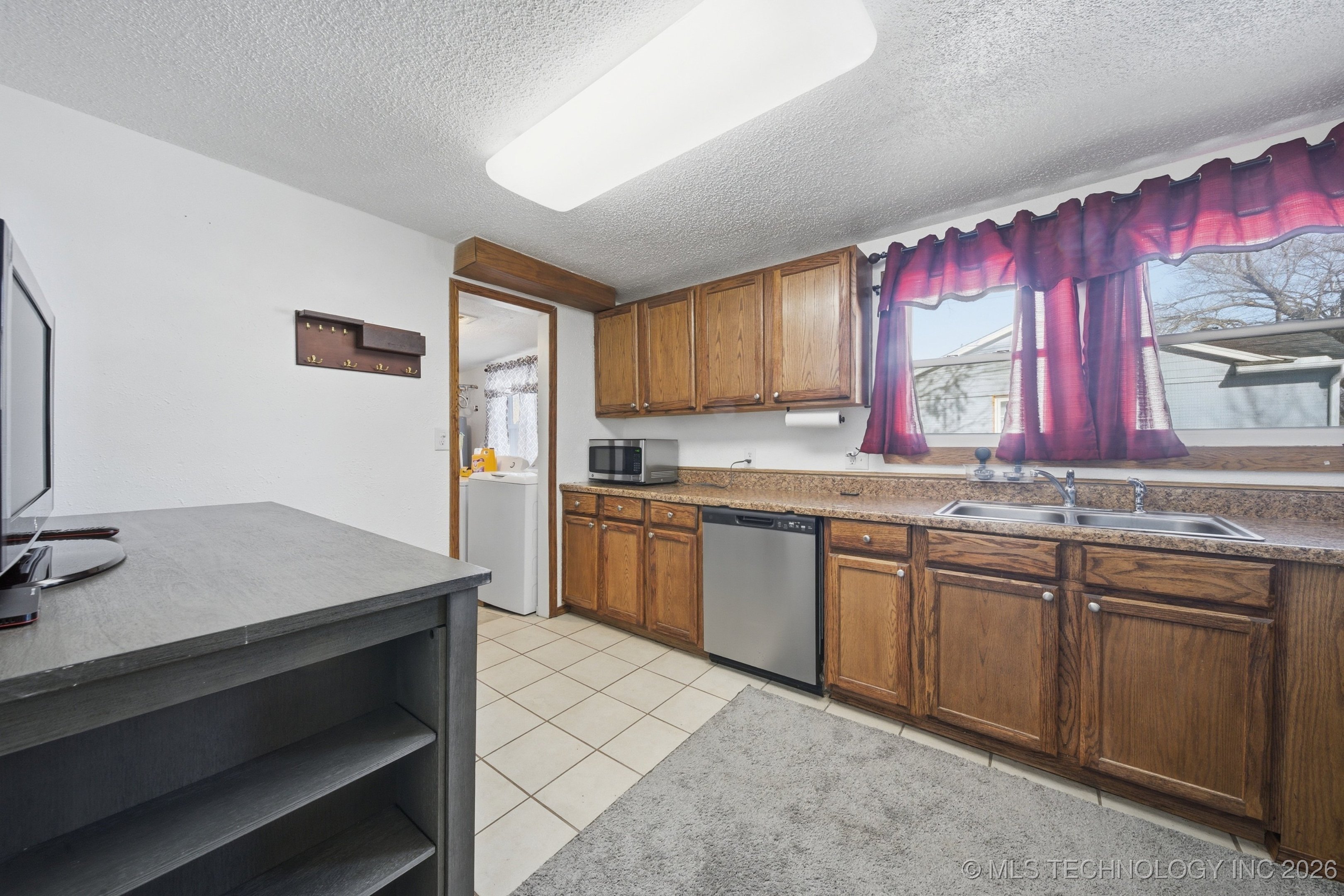 503 N Cherokee Avenue Property Photo 11