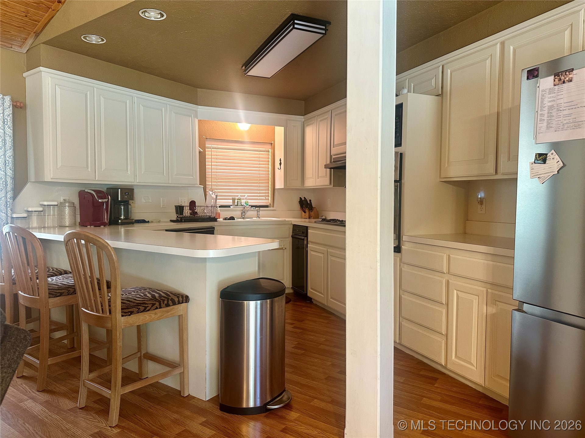 1372 Warren Road Property Photo 10